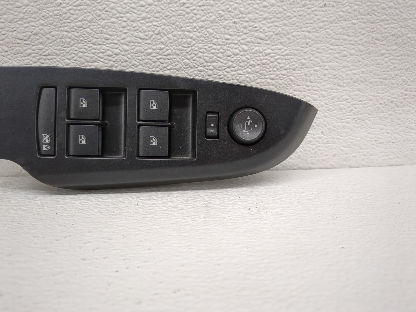 2013 Cadillac Ats Master Power Window Switch Replacement Driver Side Left P/N:22747718 Fits OEM Used Auto Parts - Oemusedaut