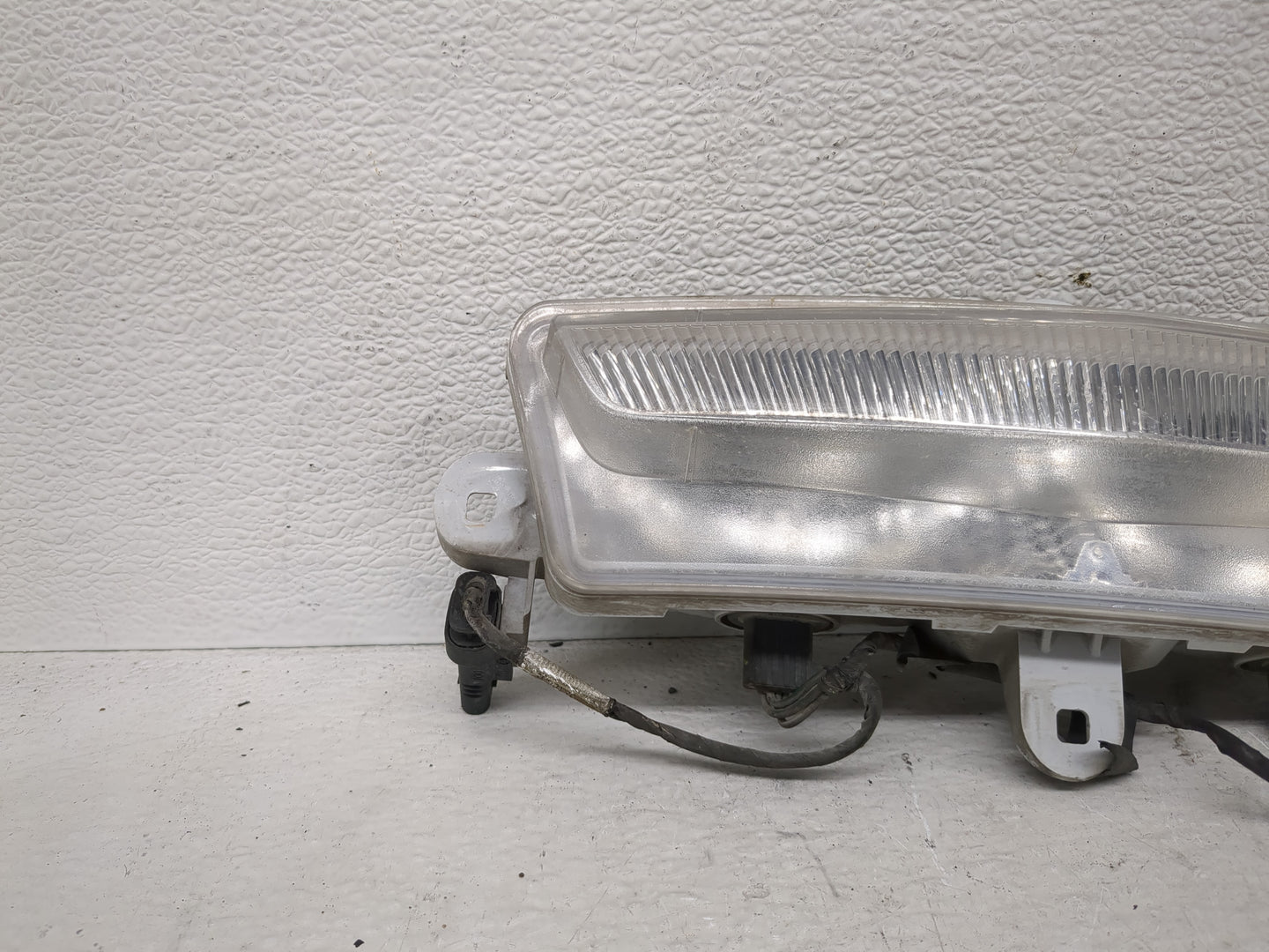2013-2019 Cadillac Ats Driver Left Oem Front Light Lamp - Oemusedautoparts1.com