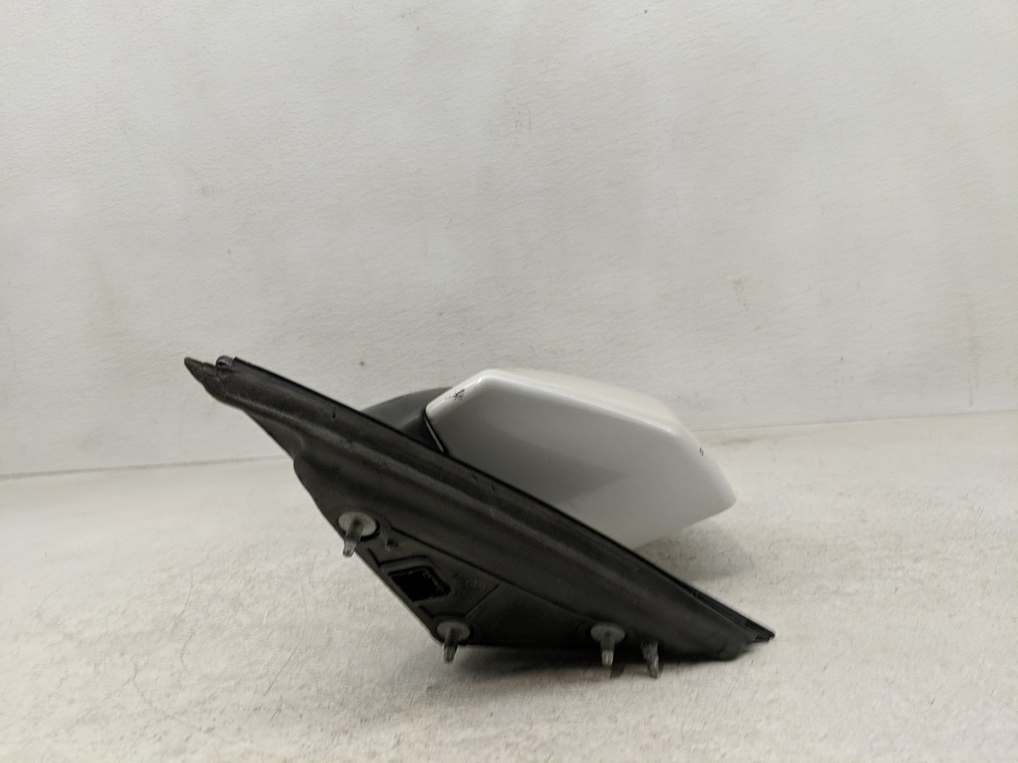 2013 Cadillac Ats Passenger Side View Mirror - Right Door Mirror OEM Used - Oemusedautoparts1.com
