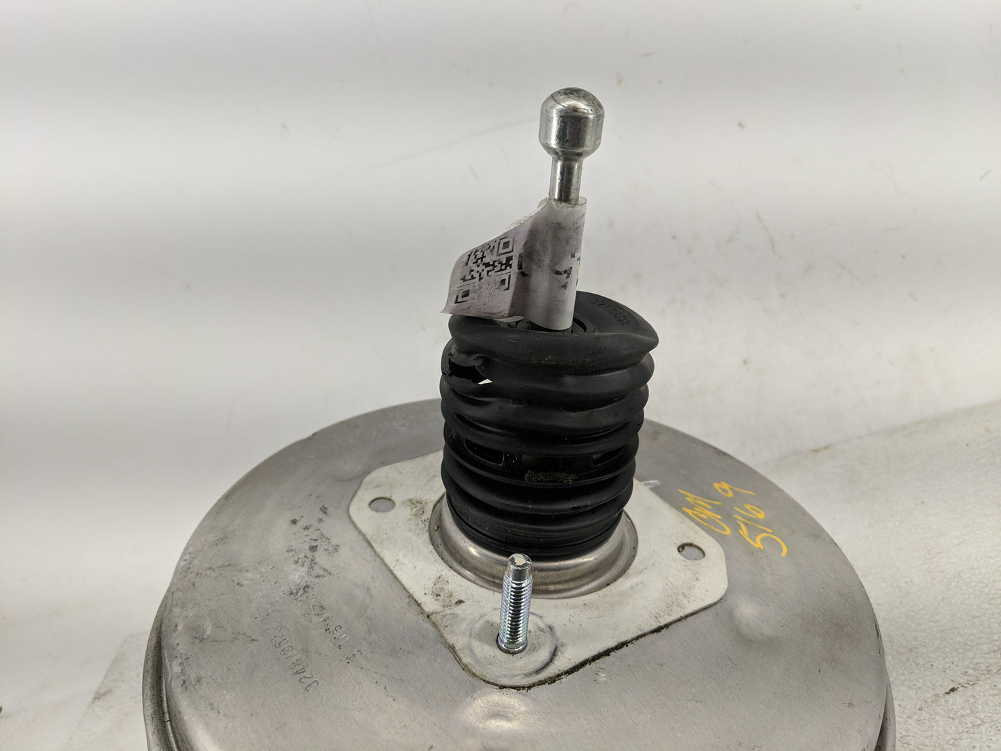 2013-2018 Cadillac Ats Power Brake Booster Oem - Oemusedautoparts1.com