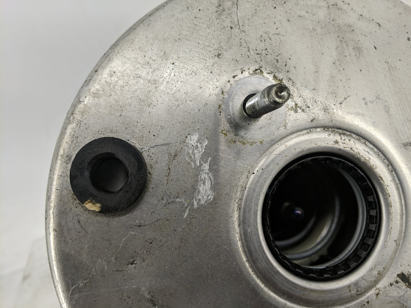 2013-2018 Cadillac Ats Power Brake Booster Oem - Oemusedautoparts1.com