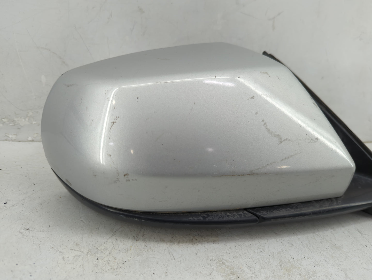 2013 Cadillac Ats Passenger Side View Mirror - Right Door Mirror OEM Used - Oemusedautoparts1.com