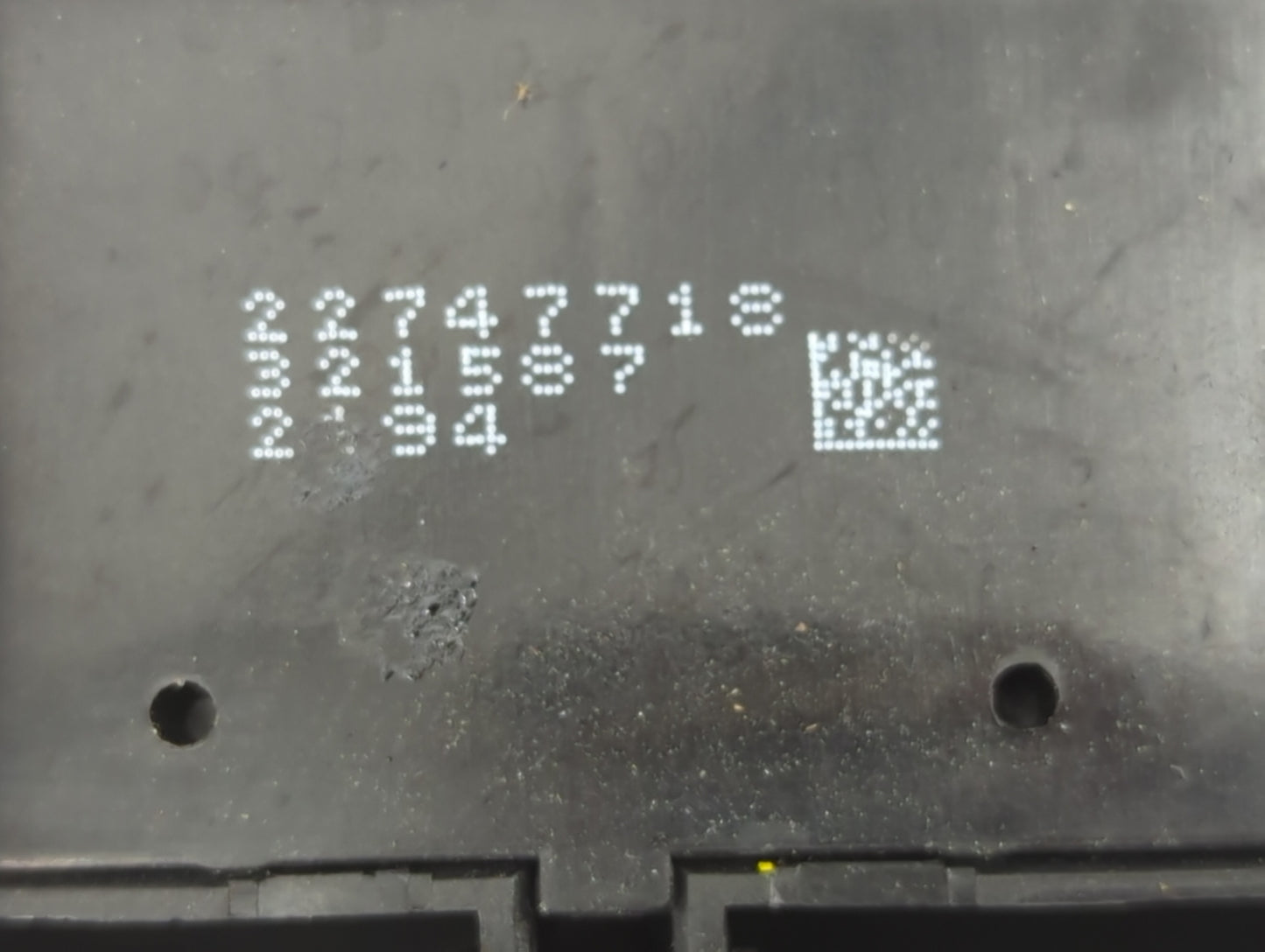 2013 Cadillac Ats Master Power Window Switch Replacement Driver Side Left P/N:22747718 Fits OEM Used Auto Parts - Oemusedaut