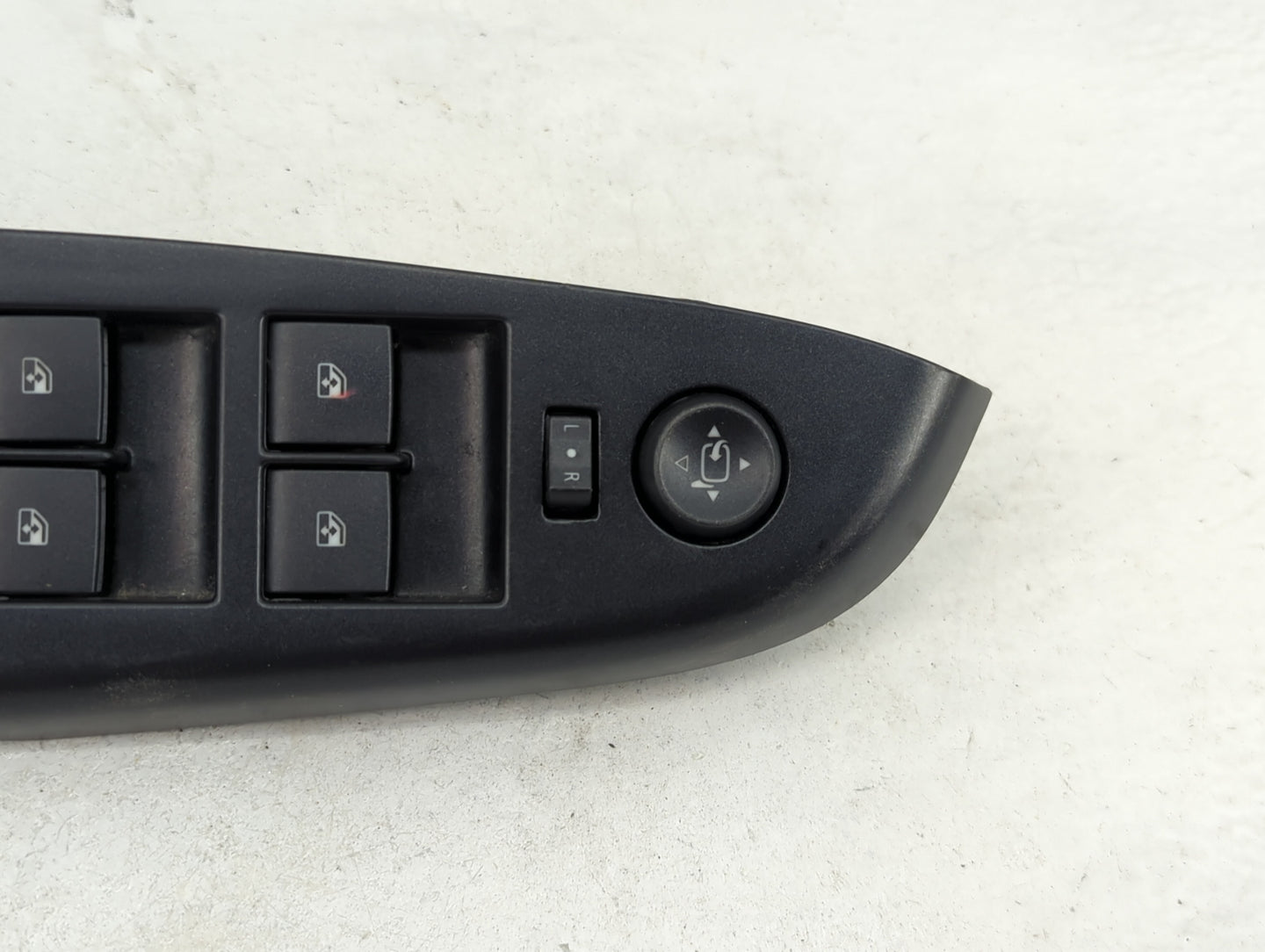 2013 Cadillac Ats Master Power Window Switch Replacement Driver Side Left P/N:22747718 Fits OEM Used Auto Parts - Oemusedaut