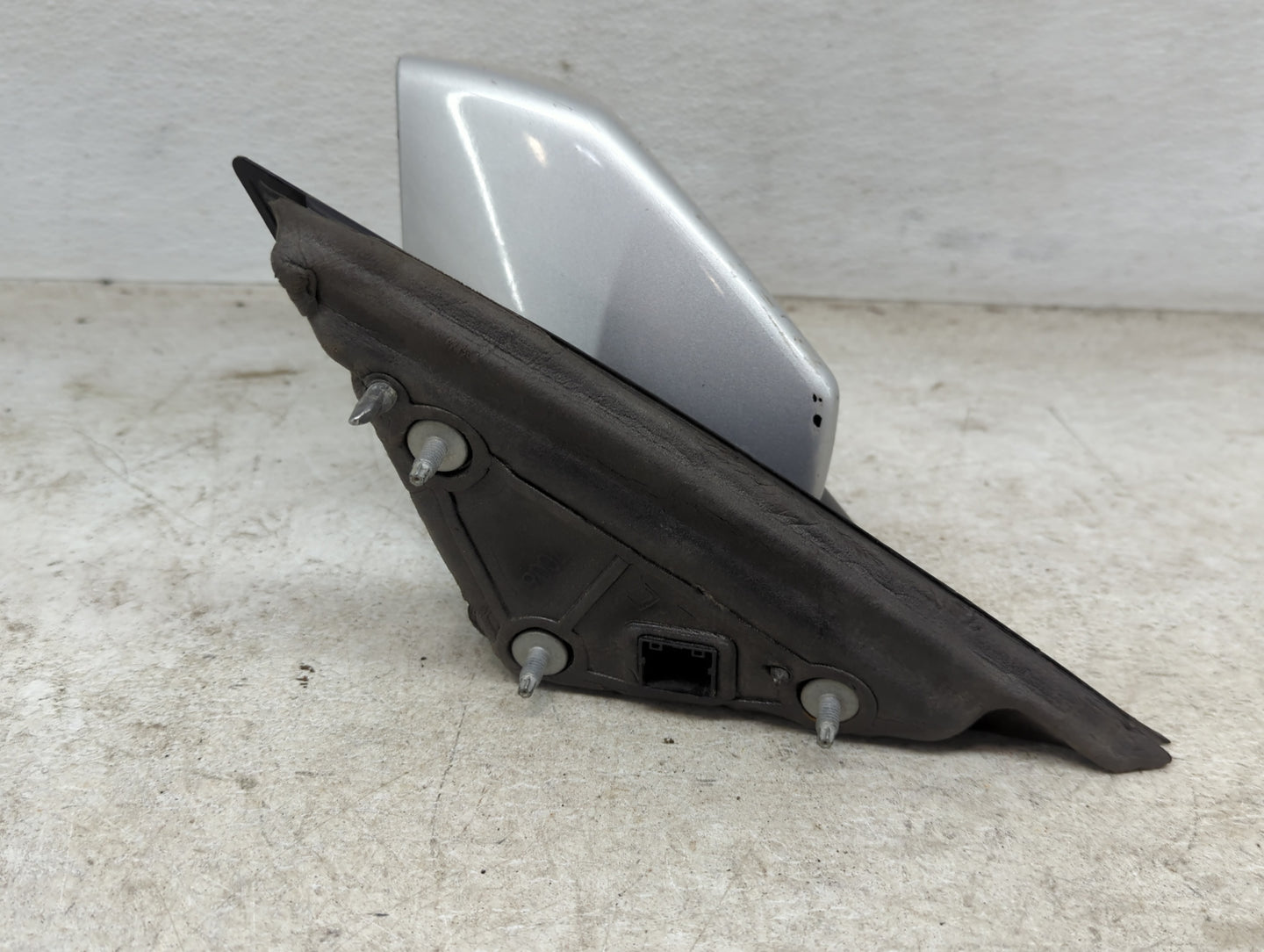 2013 Cadillac Ats Driver Side View Mirror - Left Door Mirror OEM Used - Oemusedautoparts1.com