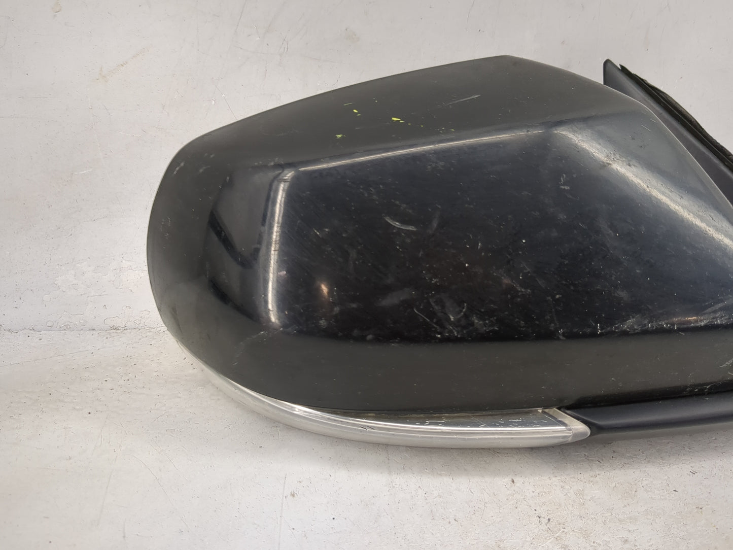 2013 Cadillac Ats Passenger Side View Mirror - Right Door Mirror OEM Used - Oemusedautoparts1.com