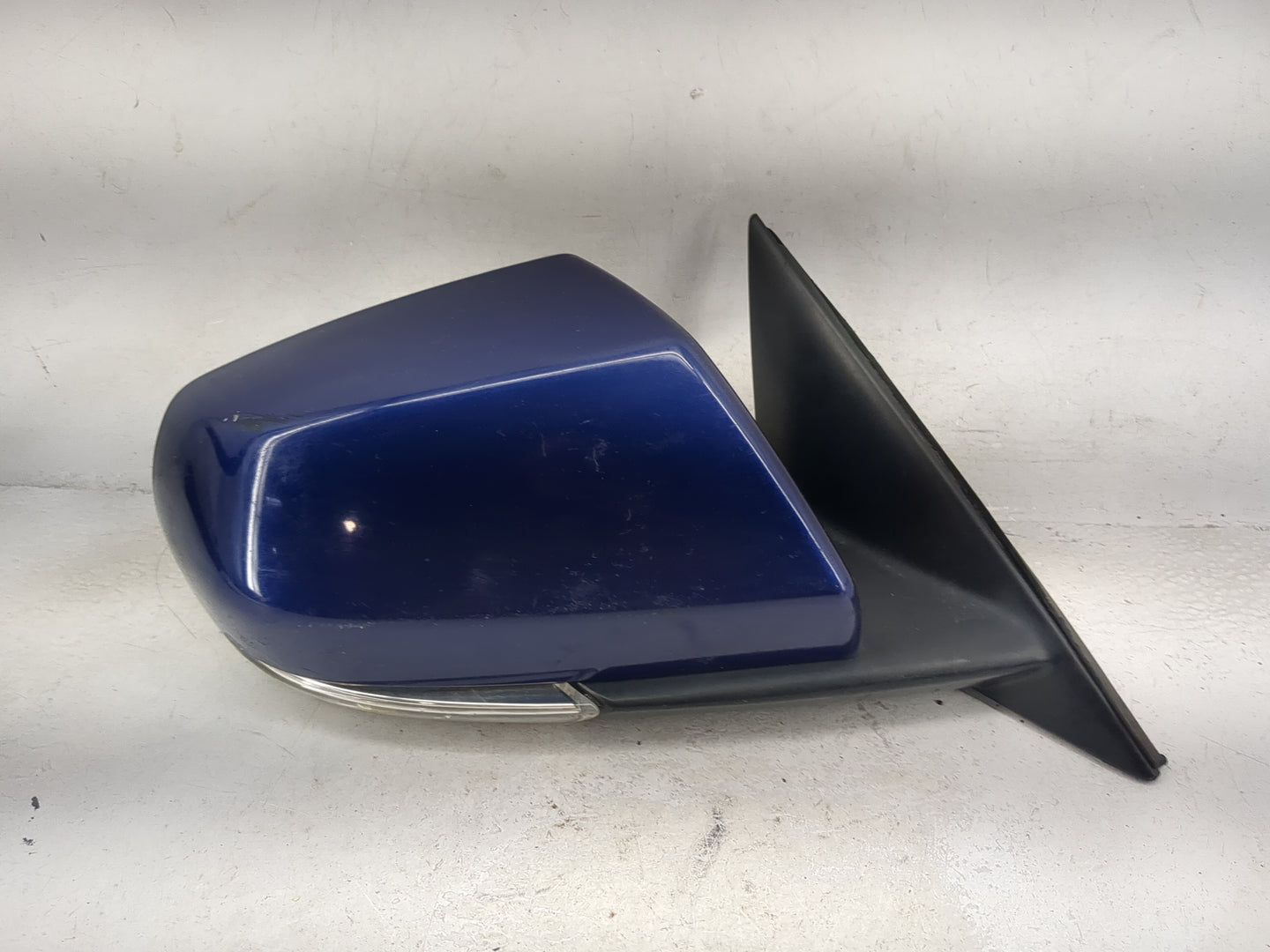 2013 Cadillac Ats Passenger Side View Mirror - Right Door Mirror OEM Used - Oemusedautoparts1.com