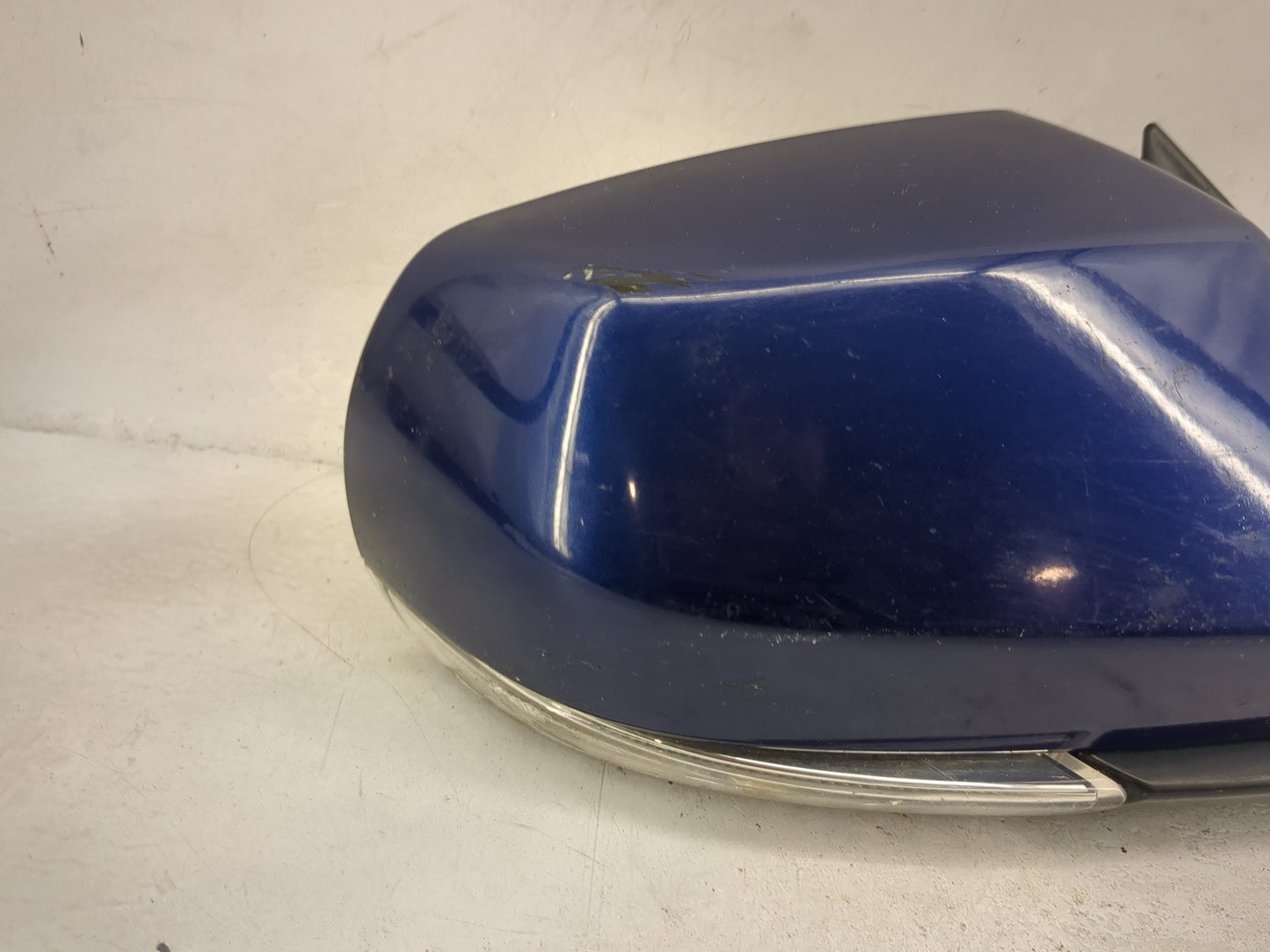 2013 Cadillac Ats Passenger Side View Mirror - Right Door Mirror OEM Used - Oemusedautoparts1.com