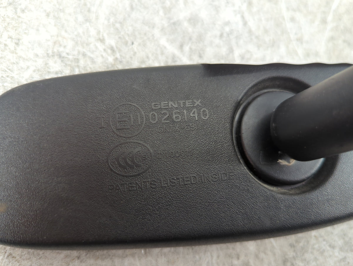 2013 Cadillac Ats Interior Rear View Mirror Replacement OEM P/N:E11 026140 GNTX-891 Fits OEM Used Auto Parts - Oemusedautopa