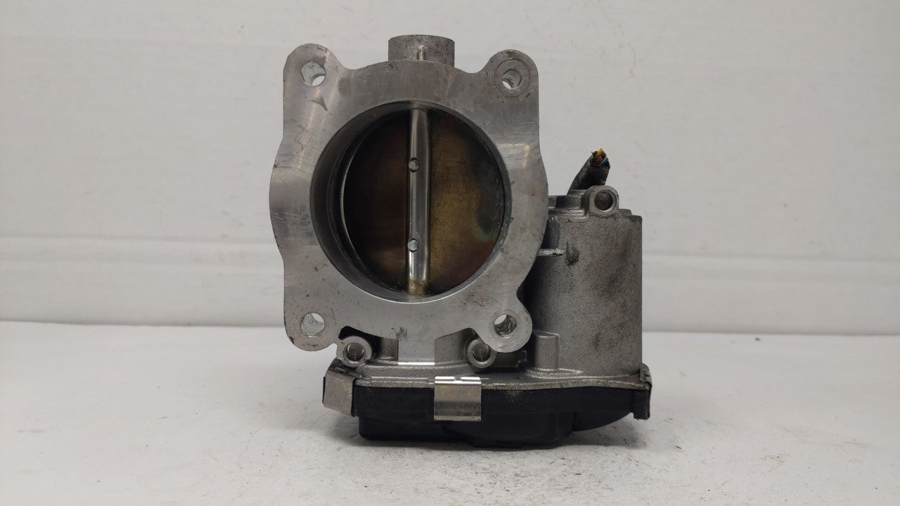 2013-2015 Cadillac Ats Throttle Body P/N:12627217DA 12669073DA Fits Fits 2013 2014 2015 2017 2018 OEM Used Auto Parts - Oemu