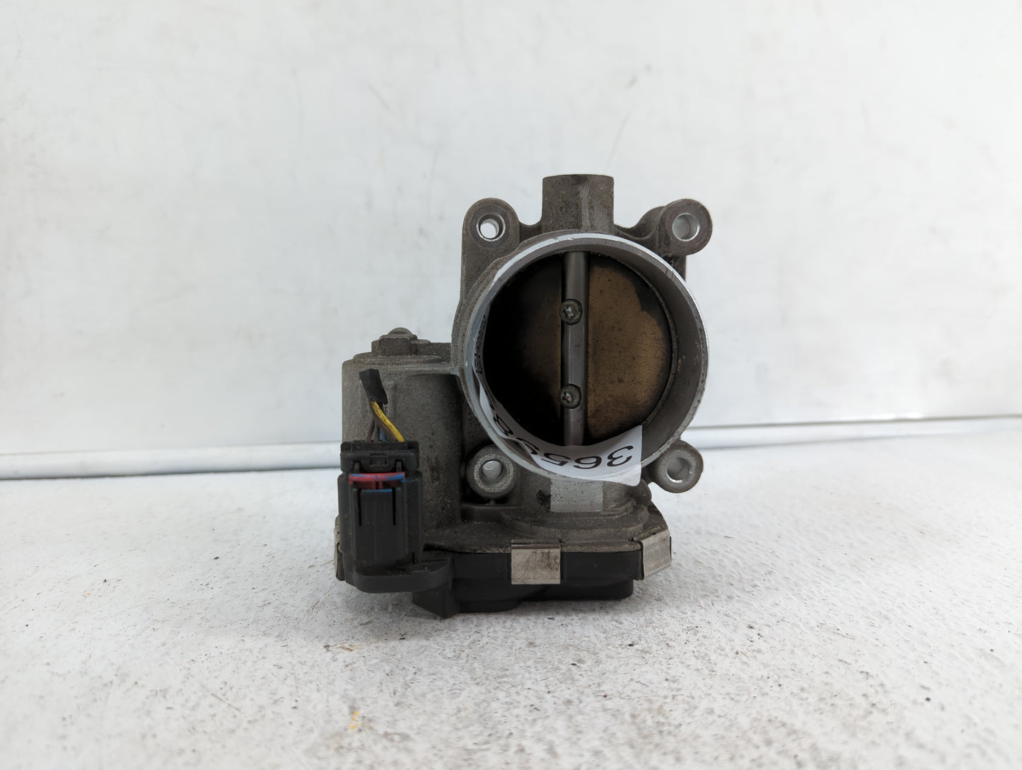 2013-2015 Cadillac Ats Throttle Body P/N:12627217DA 12669073DA Fits Fits 2013 2014 2015 2017 2018 OEM Used Auto Parts - Oemu