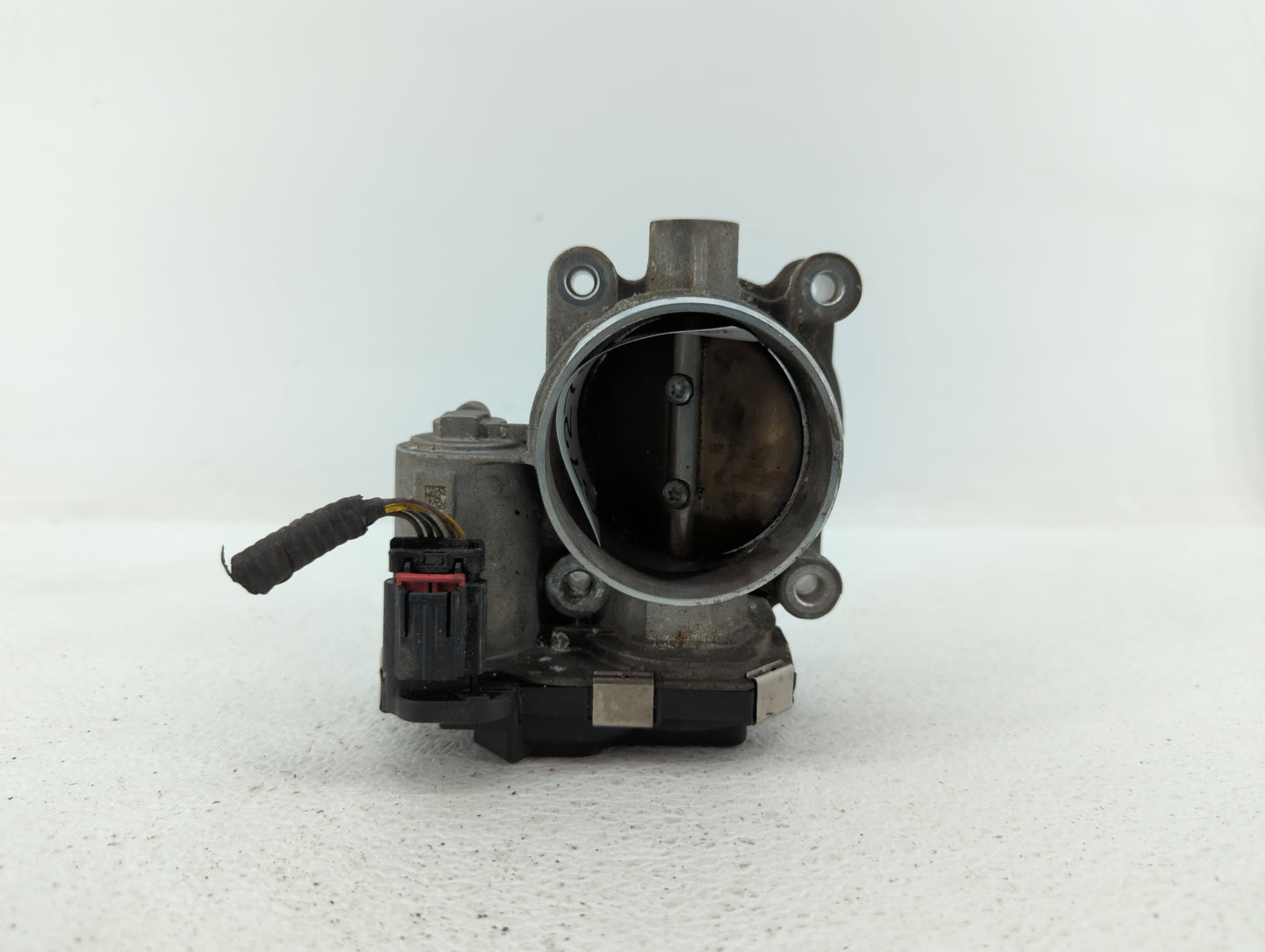 2013-2015 Cadillac Ats Throttle Body P/N:12627217DA 12669073DA Fits Fits 2013 2014 2015 2017 2018 OEM Used Auto Parts - Oemu