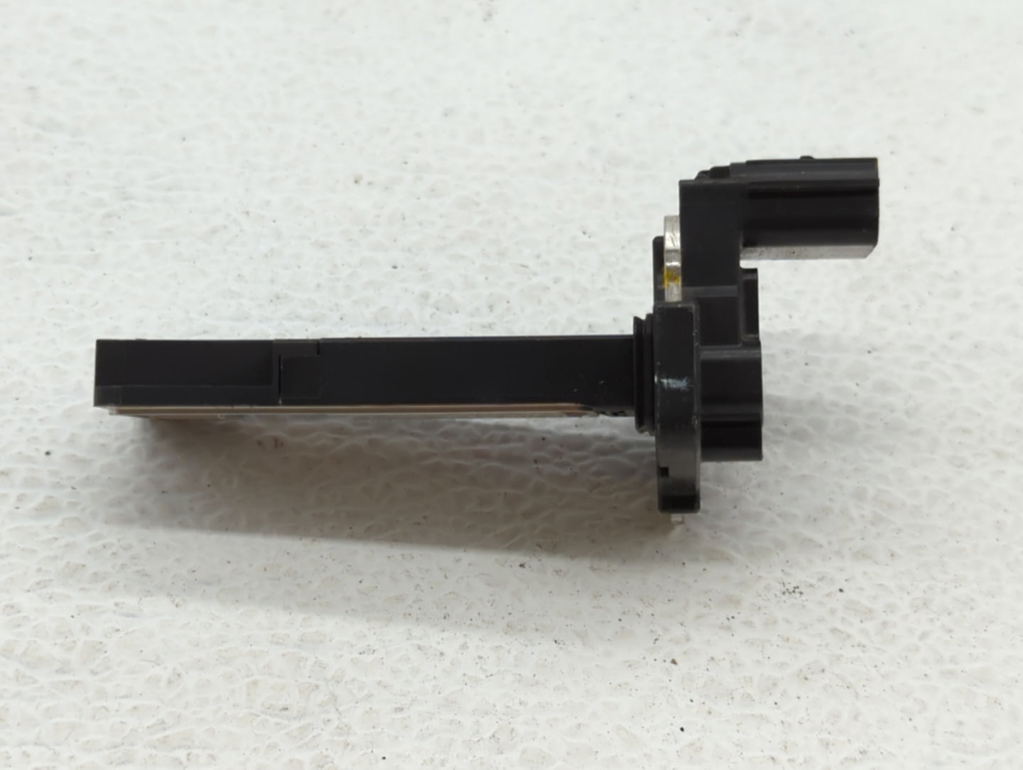 2013-2018 Cadillac Ats Mass Air Flow Meter Maf - Oemusedautoparts1.com