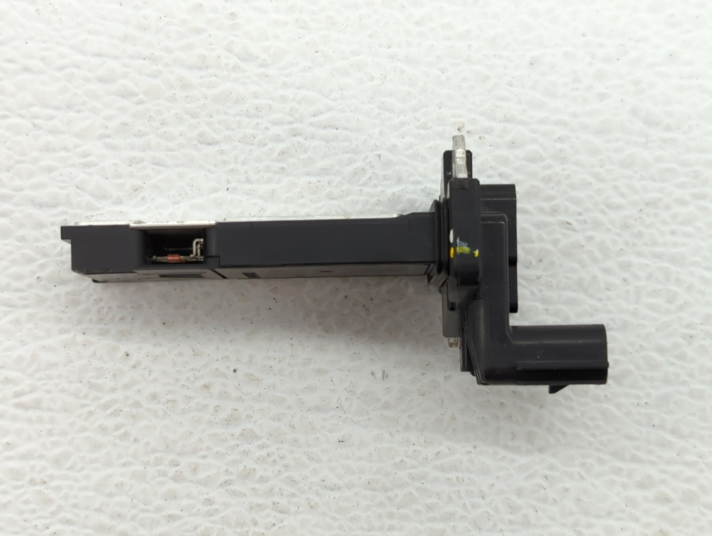 2013-2018 Cadillac Ats Mass Air Flow Meter Maf - Oemusedautoparts1.com