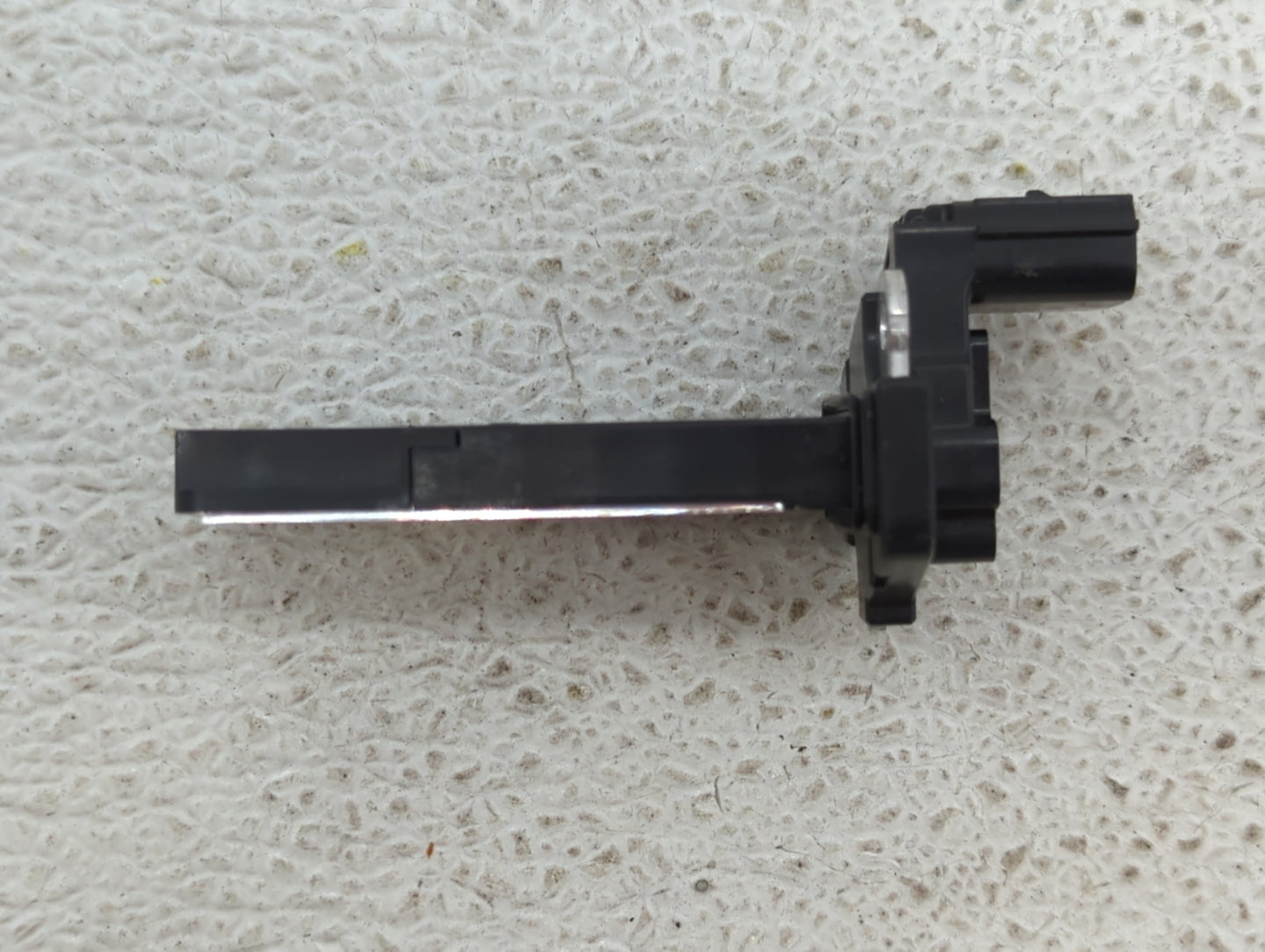 2013-2018 Cadillac Ats Mass Air Flow Meter Maf - Oemusedautoparts1.com