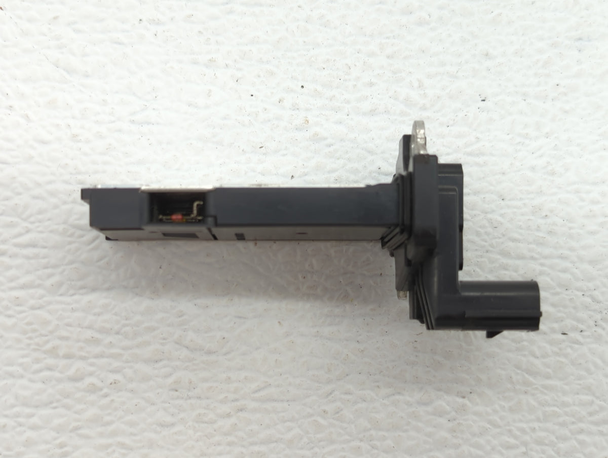 2013-2018 Cadillac Ats Mass Air Flow Meter Maf Sensor 398701 - Oemusedautoparts1.com