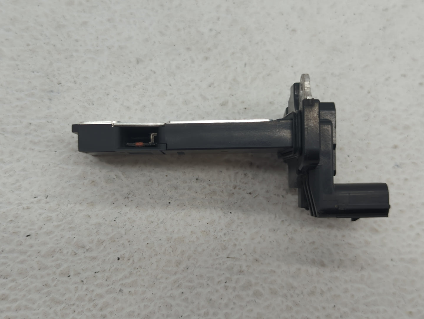 2013-2018 Cadillac Ats Mass Air Flow Meter Maf 398708 - Oemusedautoparts1.com