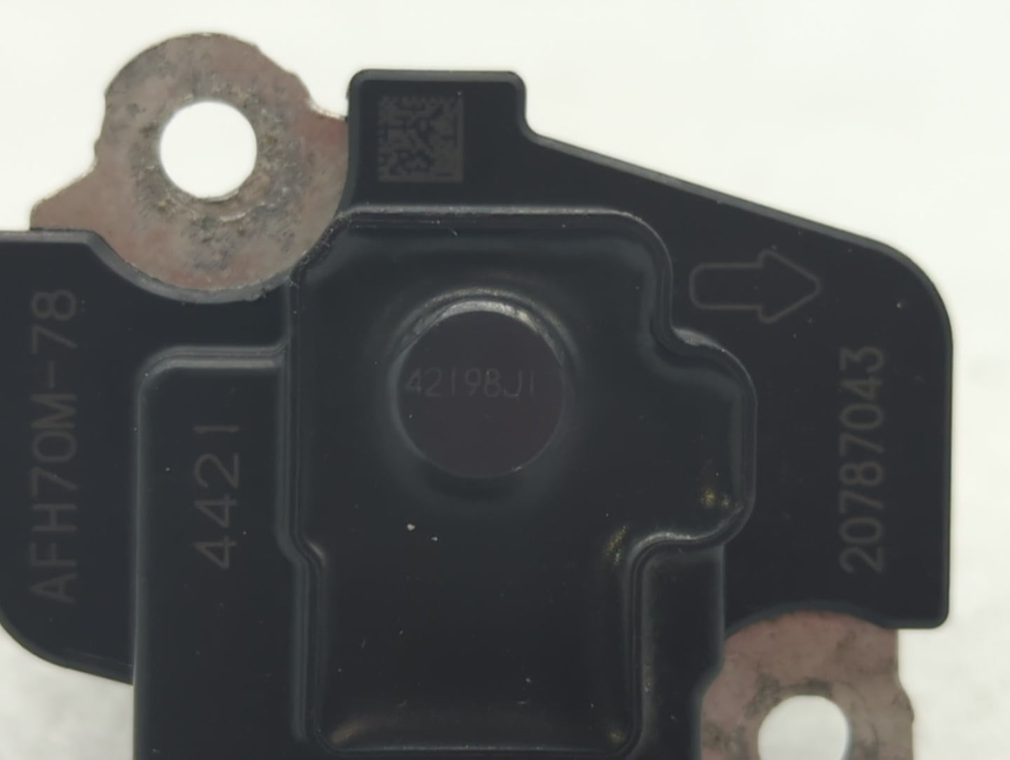 2013-2018 Cadillac Ats Mass Air Flow Meter Maf 398708 - Oemusedautoparts1.com