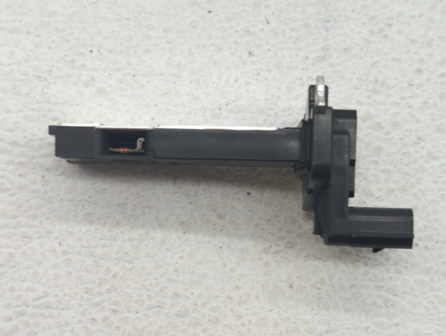 2013-2018 Cadillac Ats Mass Air Flow Meter Maf - Oemusedautoparts1.com