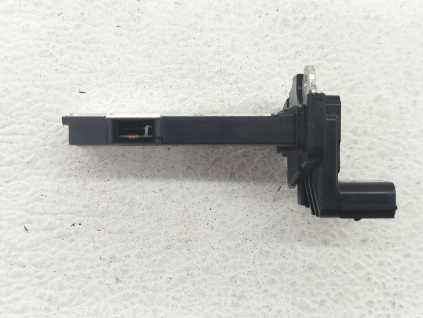 2013-2018 Cadillac Ats Mass Air Flow Meter Maf - Oemusedautoparts1.com