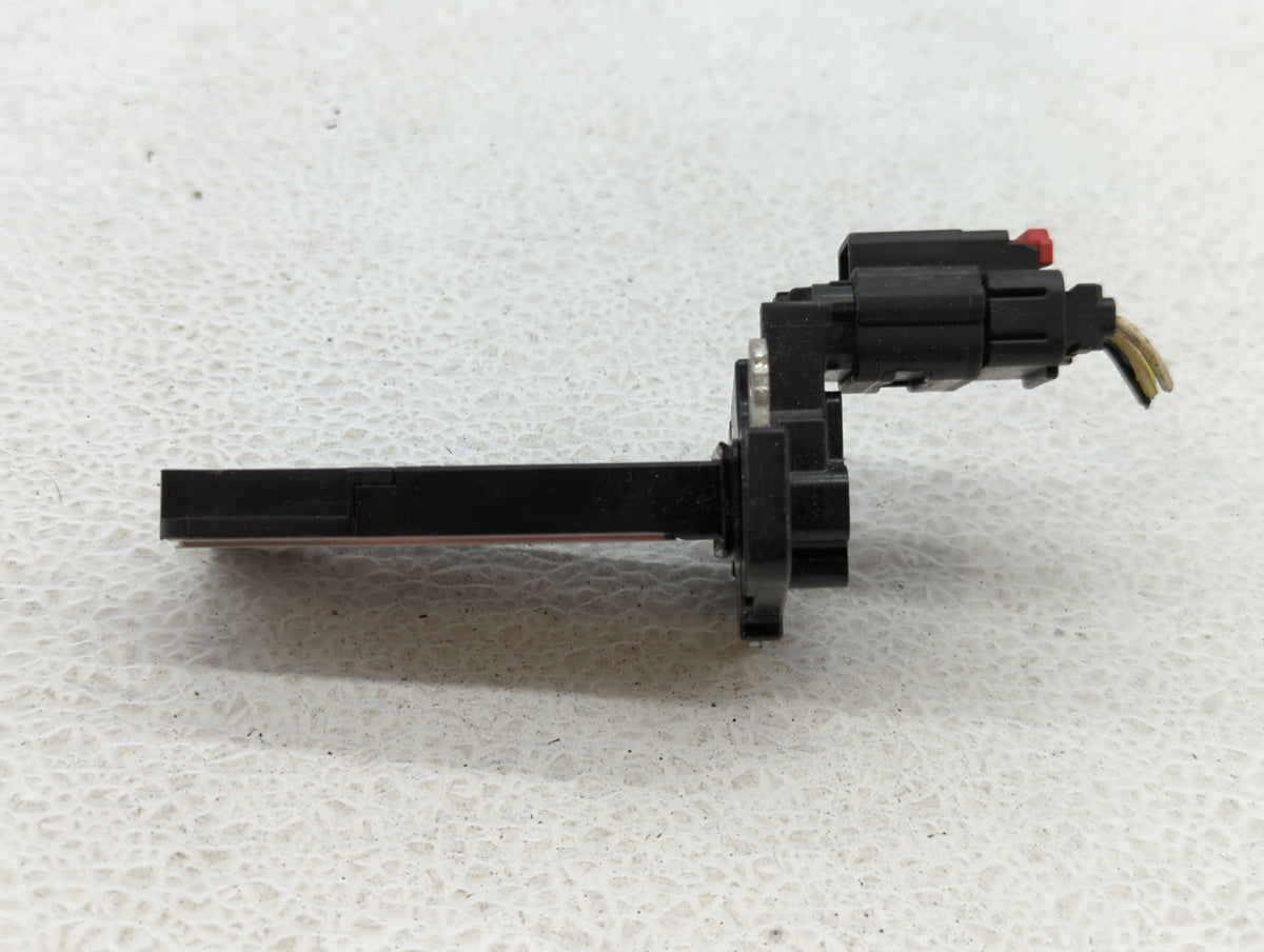 2013-2018 Cadillac Ats Mass Air Flow Meter Maf Sensor 404449 - Oemusedautoparts1.com