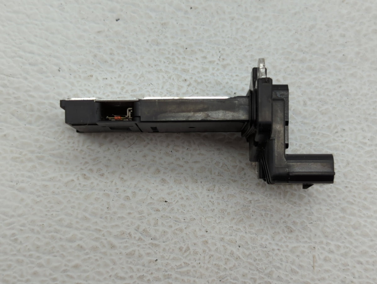 2013-2018 Cadillac Ats Mass Air Flow Meter Maf Sensor 404525 - Oemusedautoparts1.com