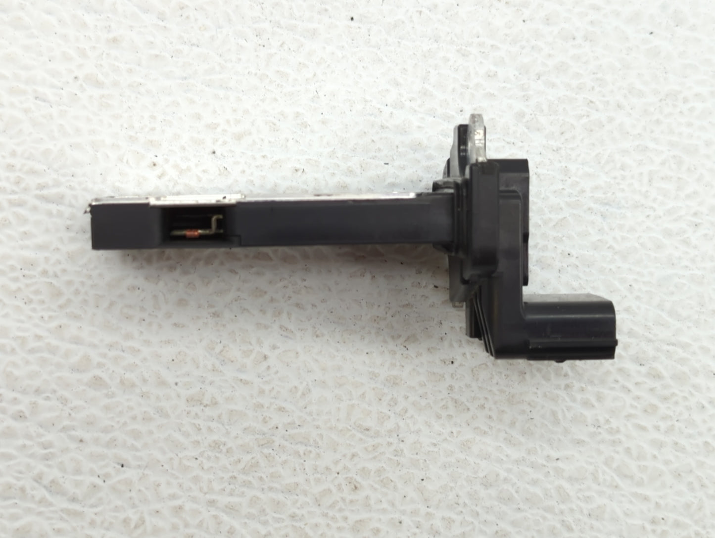2013-2018 Cadillac Ats Mass Air Flow Meter Maf - Oemusedautoparts1.com