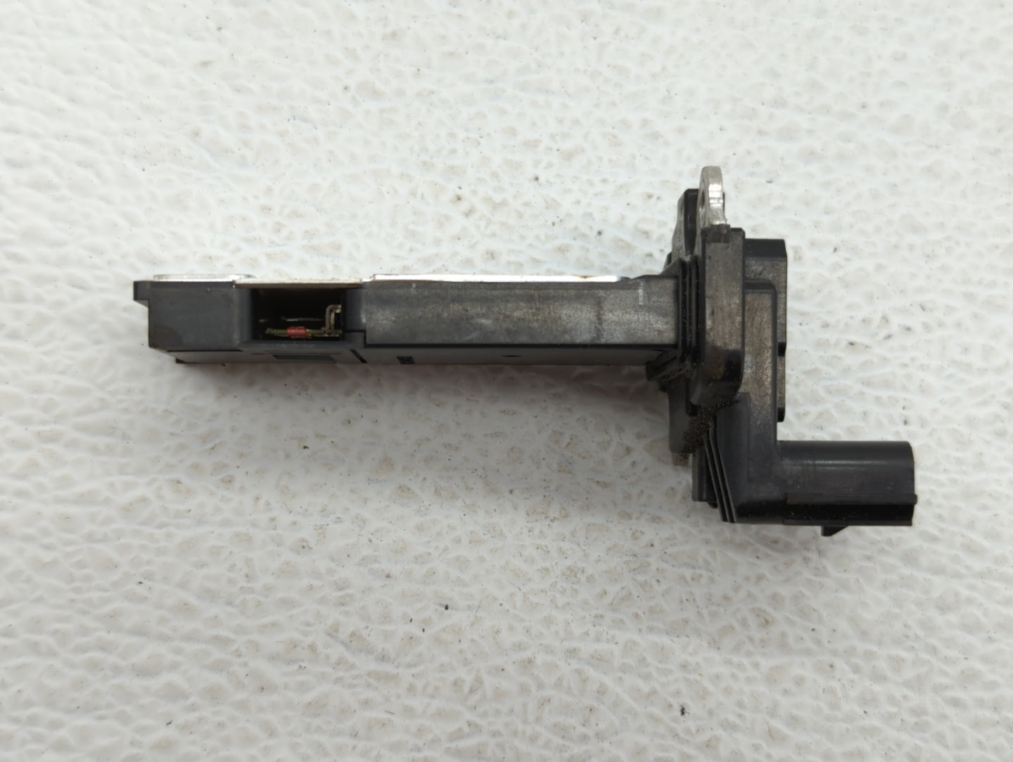 2013-2018 Cadillac Ats Mass Air Flow Meter Maf - Oemusedautoparts1.com