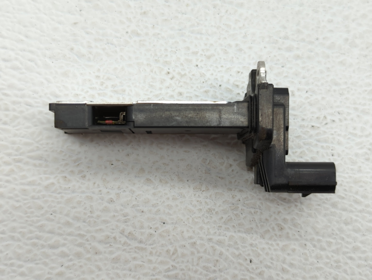 2013-2018 Cadillac Ats Mass Air Flow Meter Maf - Oemusedautoparts1.com