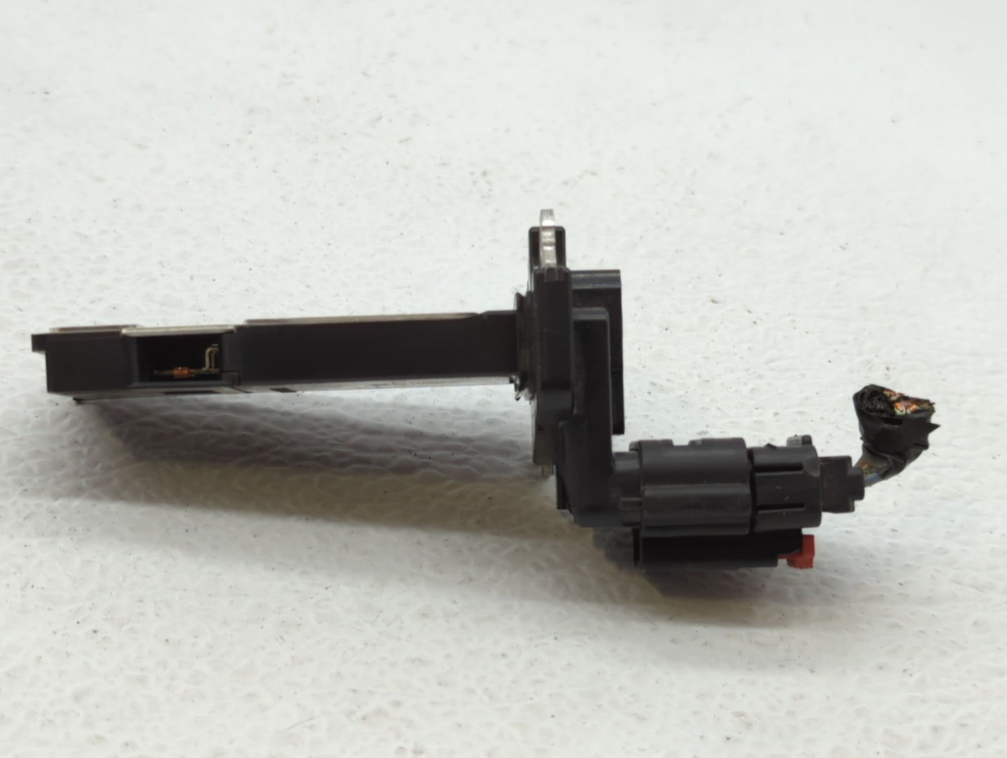 2013-2018 Cadillac Ats Mass Air Flow Meter Maf - Oemusedautoparts1.com