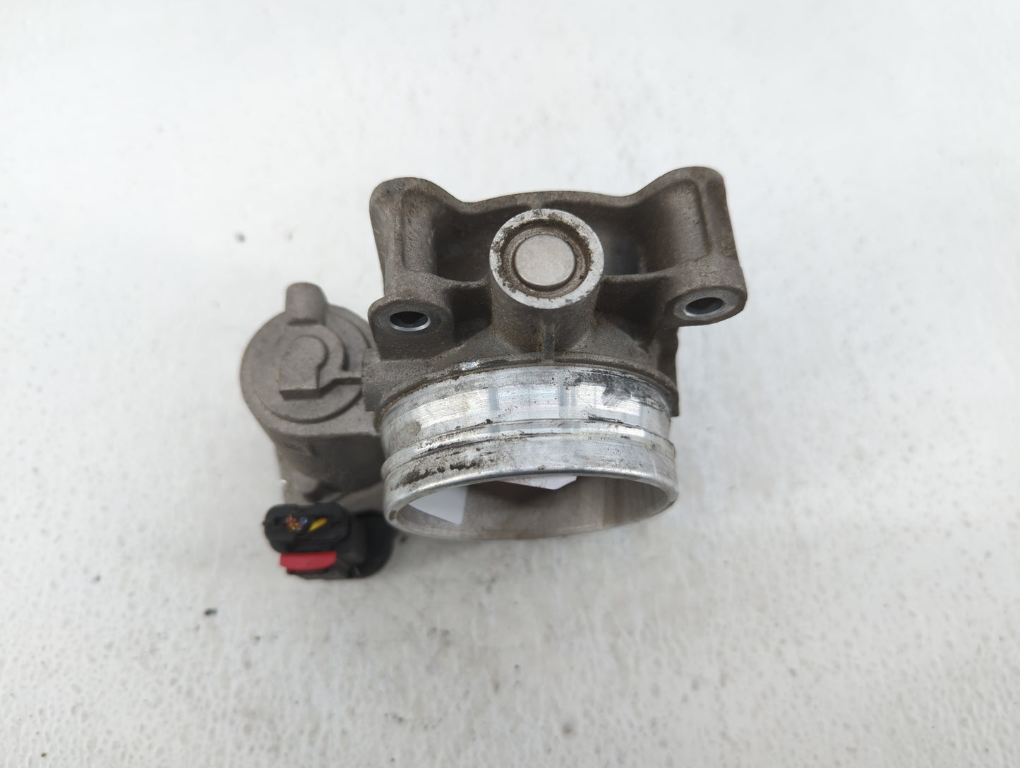 2013-2018 Cadillac Ats Throttle Body P/N:12627067DA Fits Fits 2013 2014 2015 2016 2017 2018 2019 2020 2021 OEM Used Auto Par