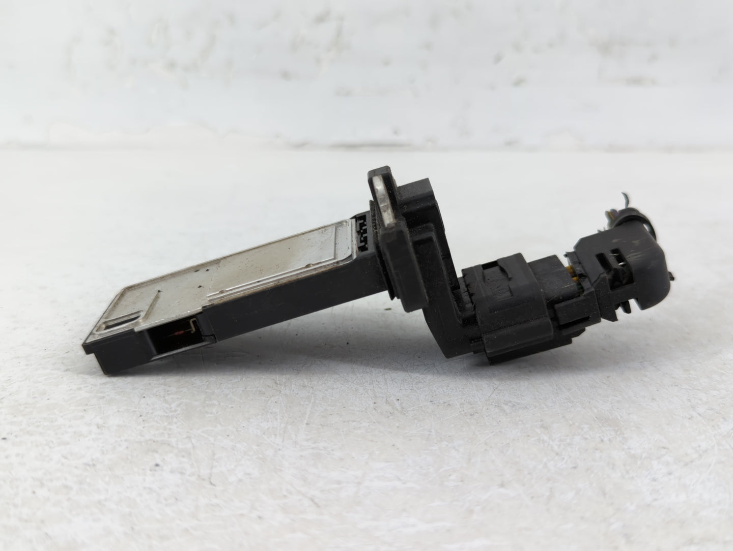 2013-2018 Cadillac Ats Mass Air Flow Meter Maf - Oemusedautoparts1.com
