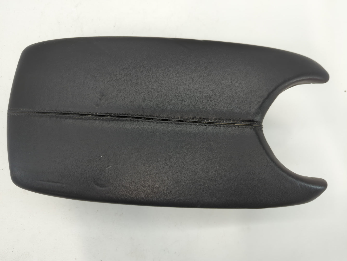 2013-2013 Cadillac Ats Center Console Armrest Cover Lid - Oemusedautoparts1.com