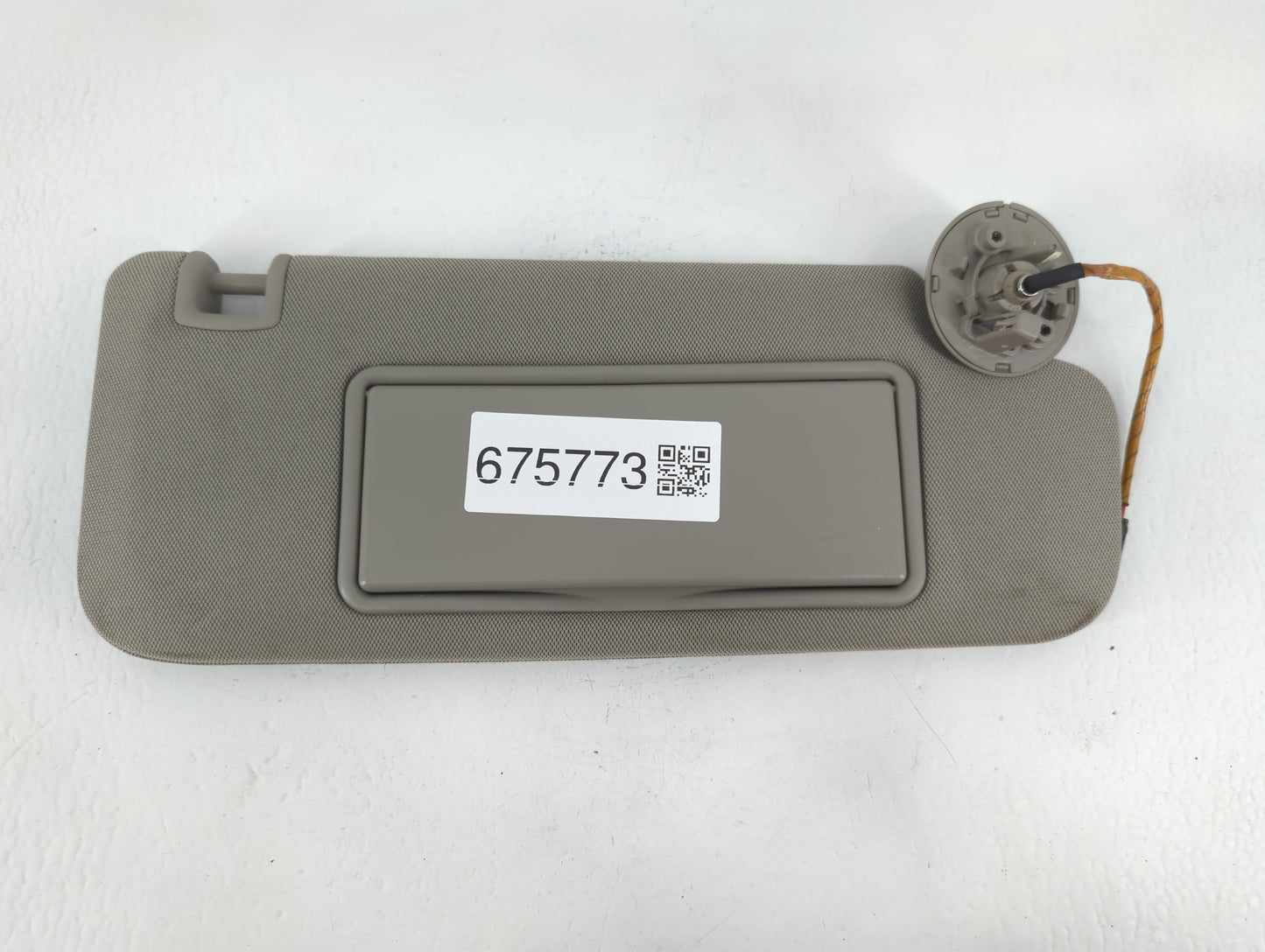 2013 Cadillac Ats Sun Visor Shade Replacement Passenger Right Mirror Fits OEM Used Auto Parts - Oemusedautoparts1.com