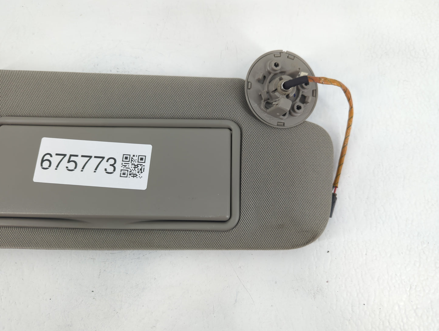 2013 Cadillac Ats Sun Visor Shade Replacement Passenger Right Mirror Fits OEM Used Auto Parts - Oemusedautoparts1.com