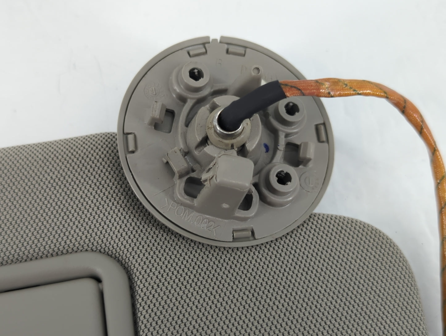 2013 Cadillac Ats Sun Visor Shade Replacement Passenger Right Mirror Fits OEM Used Auto Parts - Oemusedautoparts1.com