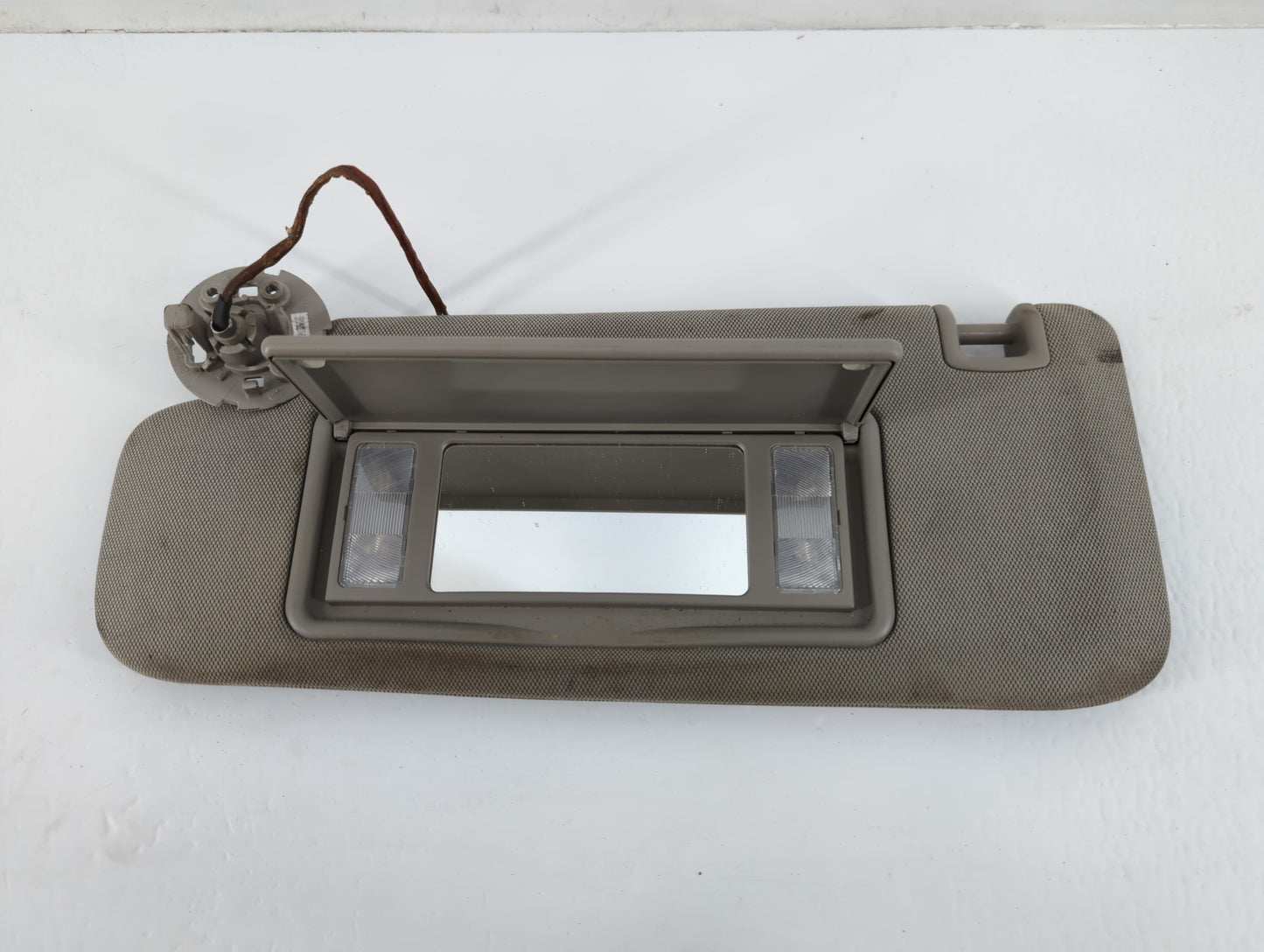 2013 Cadillac Ats Sun Visor Shade Replacement Passenger Right Mirror Fits OEM Used Auto Parts - Oemusedautoparts1.com