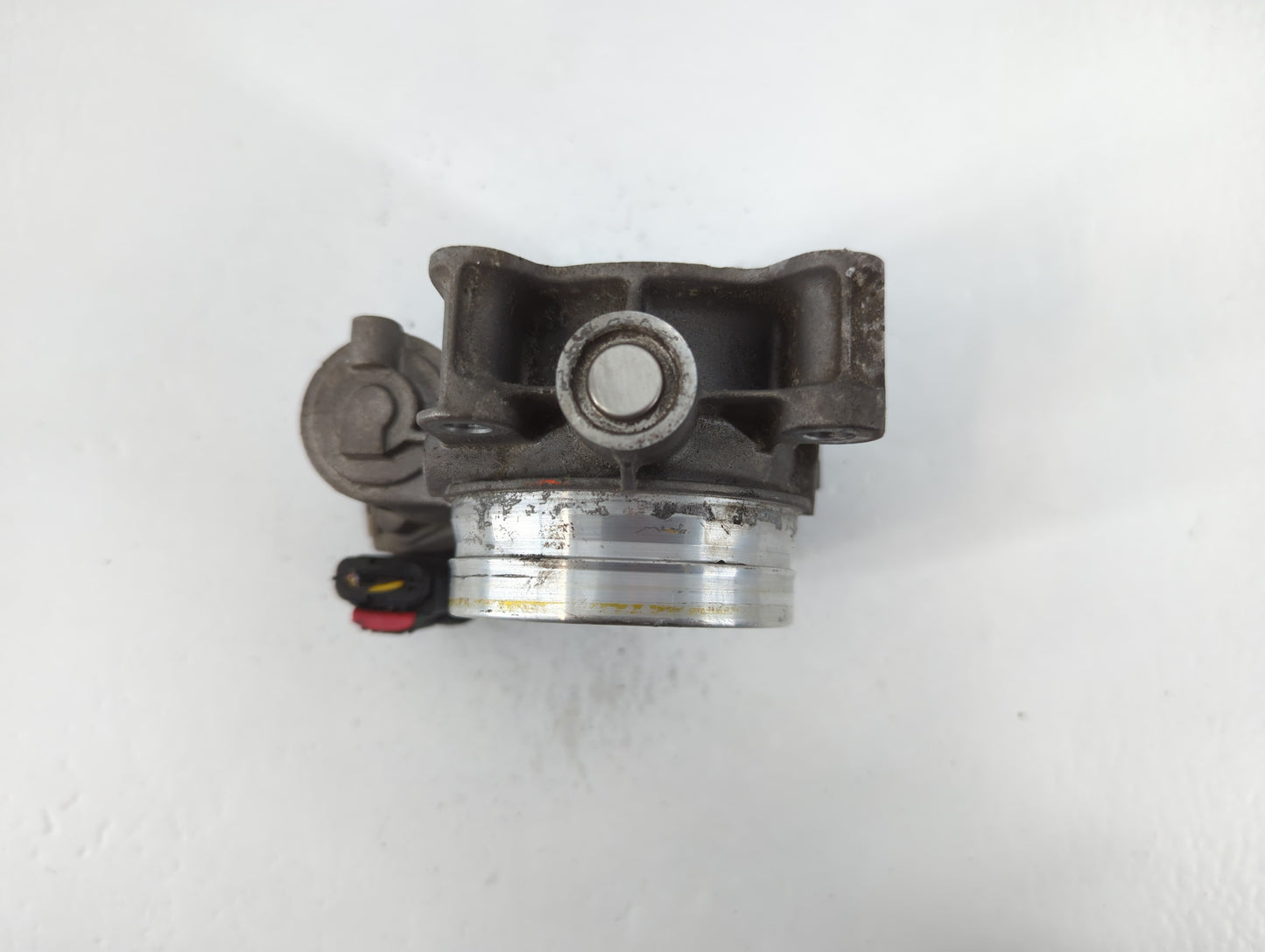 2013-2018 Cadillac Ats Throttle Body P/N:12627967DA Fits Fits 2013 2014 2015 2016 2017 2018 2019 2020 2021 OEM Used Auto Par