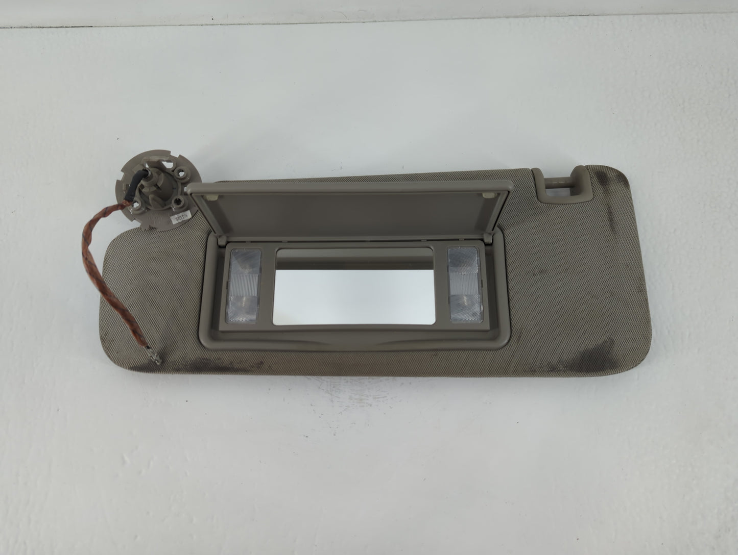 2013 Cadillac Ats Sun Visor Shade Replacement Driver Left Mirror Fits OEM Used Auto Parts - Oemusedautoparts1.com