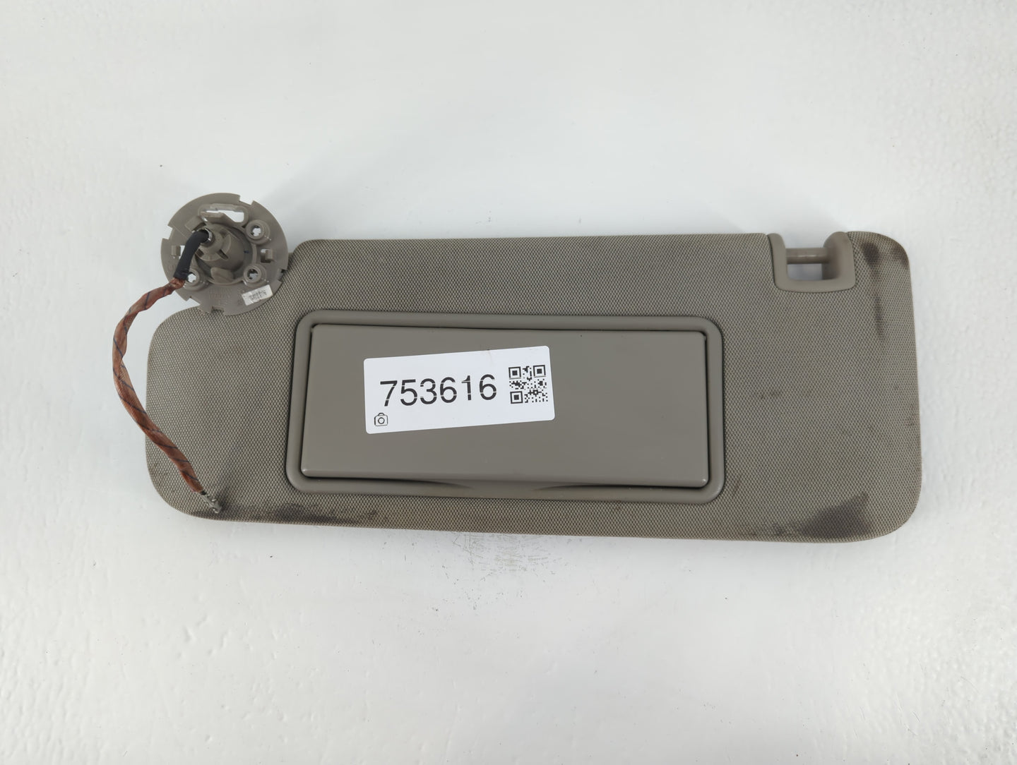 2013 Cadillac Ats Sun Visor Shade Replacement Driver Left Mirror Fits OEM Used Auto Parts - Oemusedautoparts1.com