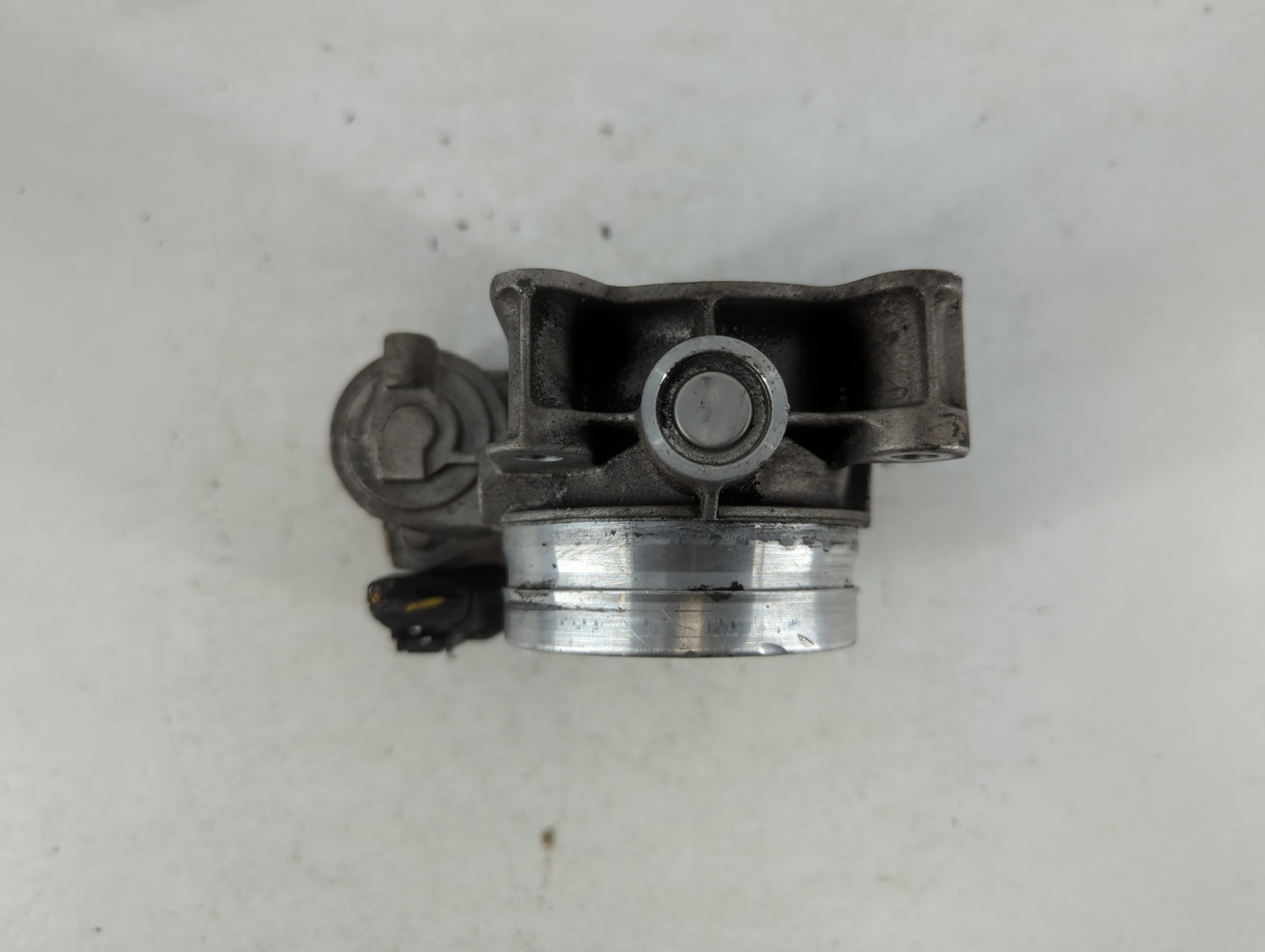2013-2018 Cadillac Ats Throttle Body P/N:12627067DA Fits Fits 2013 2014 2015 2016 2017 2018 2019 2020 2021 OEM Used Auto Par