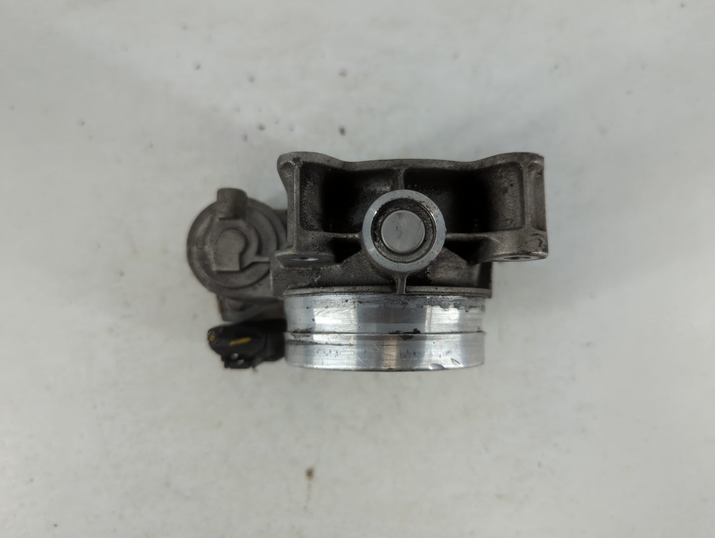 2013-2018 Cadillac Ats Throttle Body P/N:12627067DA Fits Fits 2013 2014 2015 2016 2017 2018 2019 2020 2021 OEM Used Auto Par