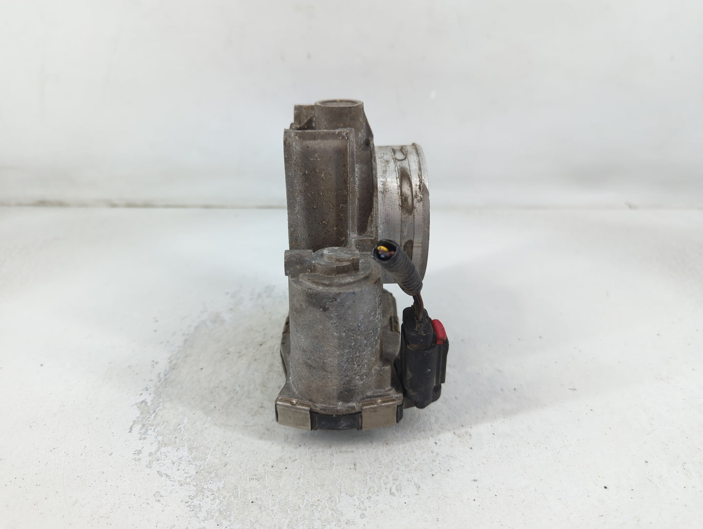 2013 Cadillac Ats Throttle Body P/N:12627217DA Fits OEM Used Auto Parts - Oemusedautoparts1.com