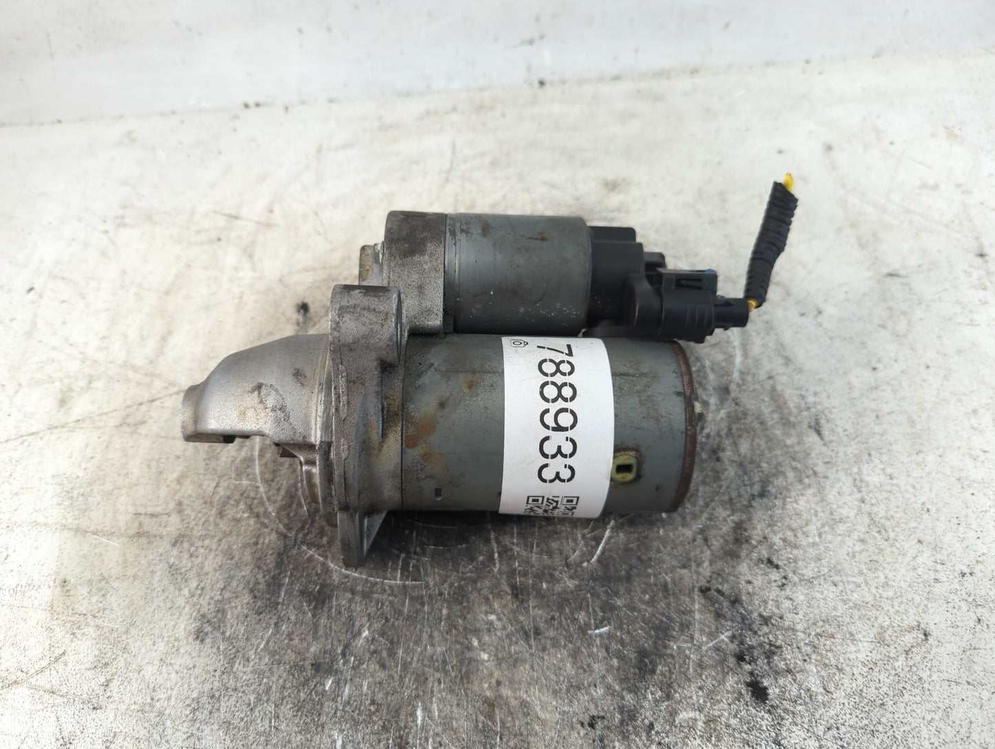 2013-2015 Cadillac Ats Car Starter Motor Solenoid OEM P/N:438000-0680 12655467 Fits OEM Used Auto Parts - Oemusedautoparts1.
