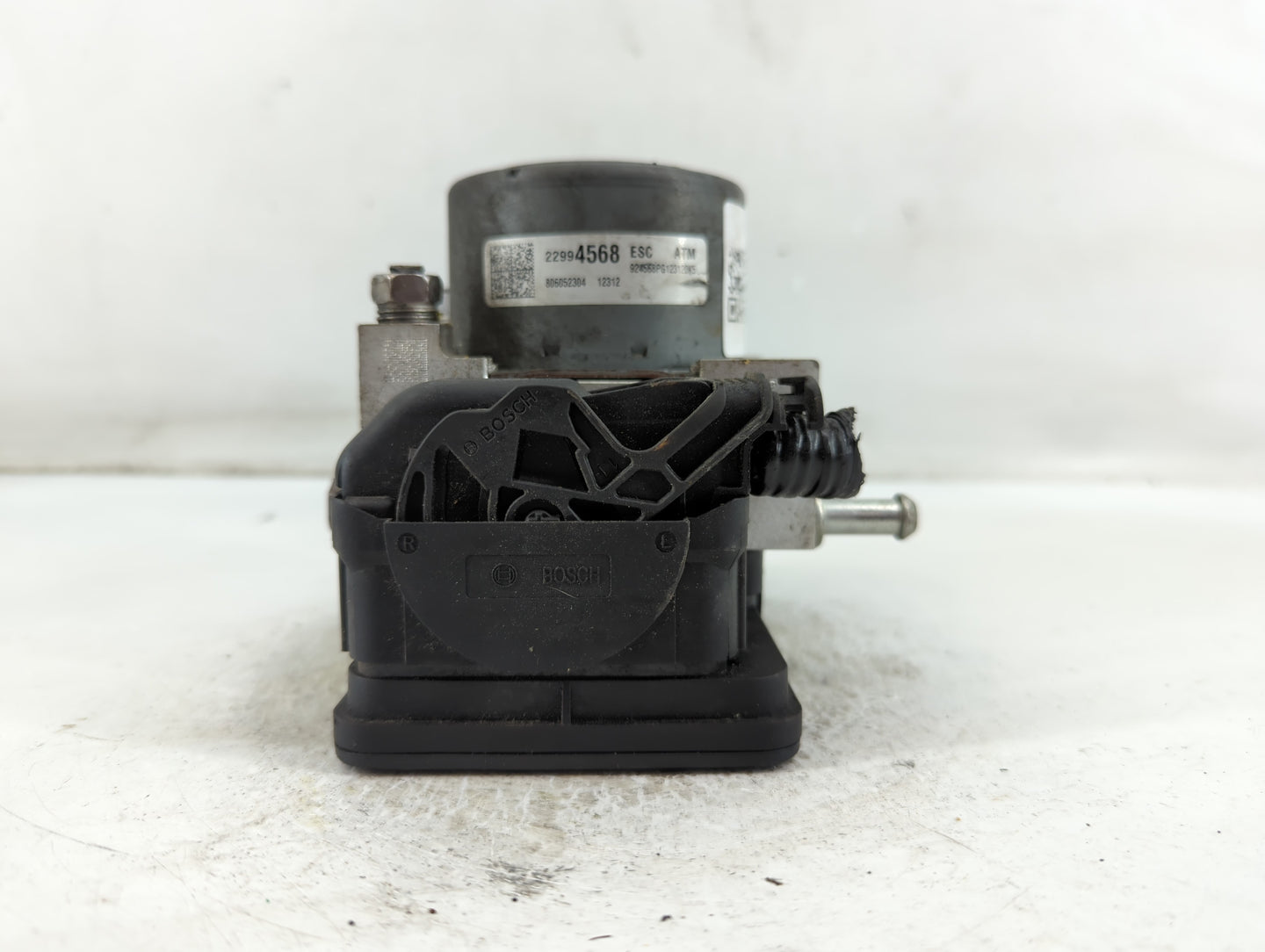 2013 Cadillac Ats ABS Pump Control Module Replacement P/N:22994568 Fits OEM Used Auto Parts - Oemusedautoparts1.com