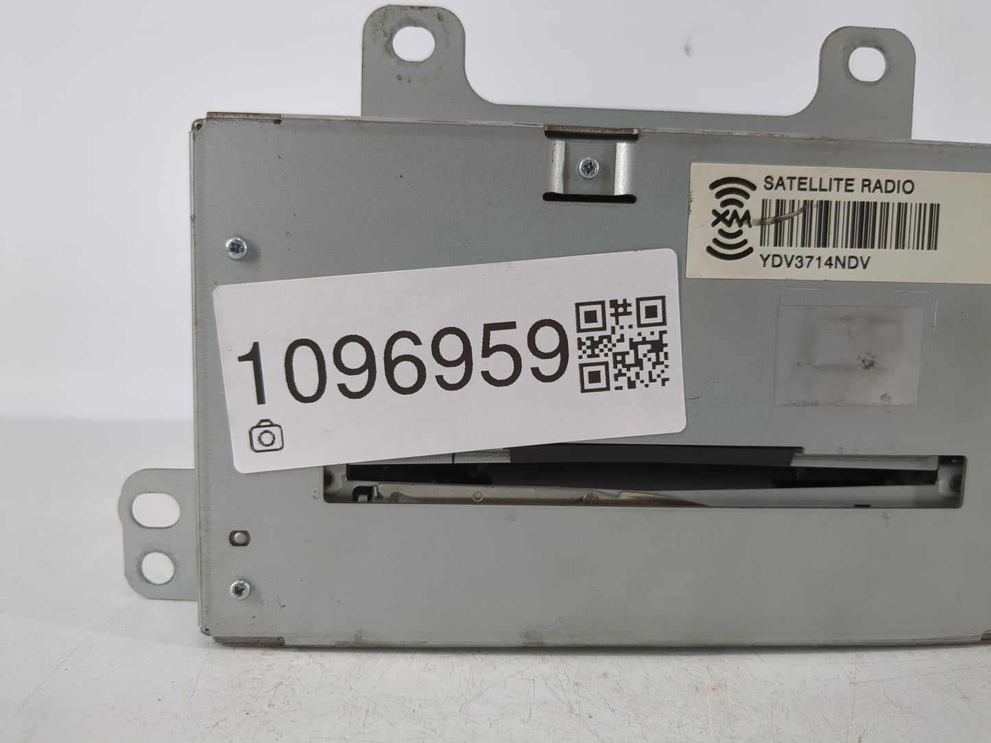 2012-2013 Cadillac Cts Radio AM FM Cd Player Receiver Replacement P/N:22810972 Fits Fits 2012 2013 OEM Used Auto Parts - Oem