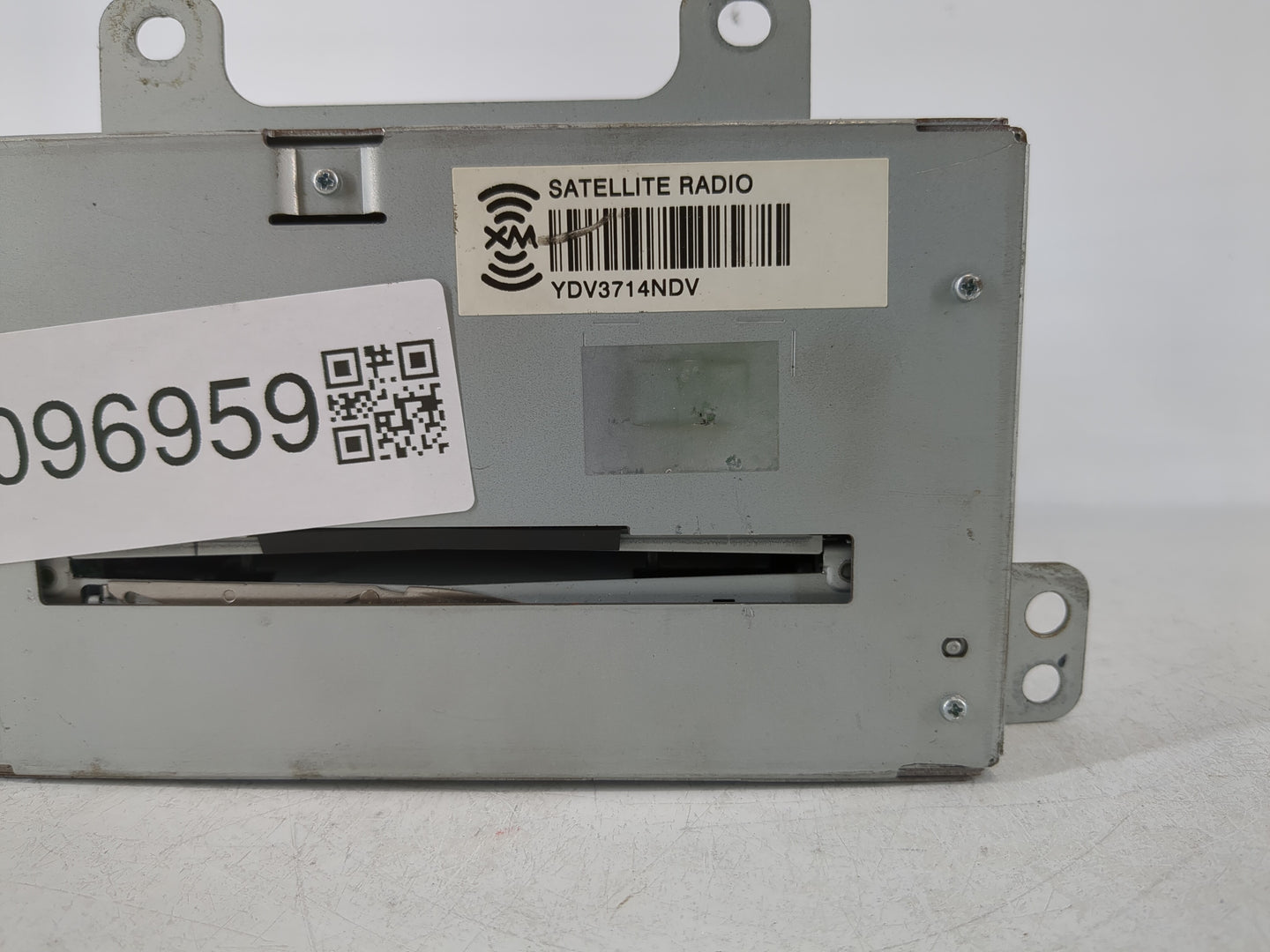 2012-2013 Cadillac Cts Radio AM FM Cd Player Receiver Replacement P/N:22810972 Fits Fits 2012 2013 OEM Used Auto Parts - Oem