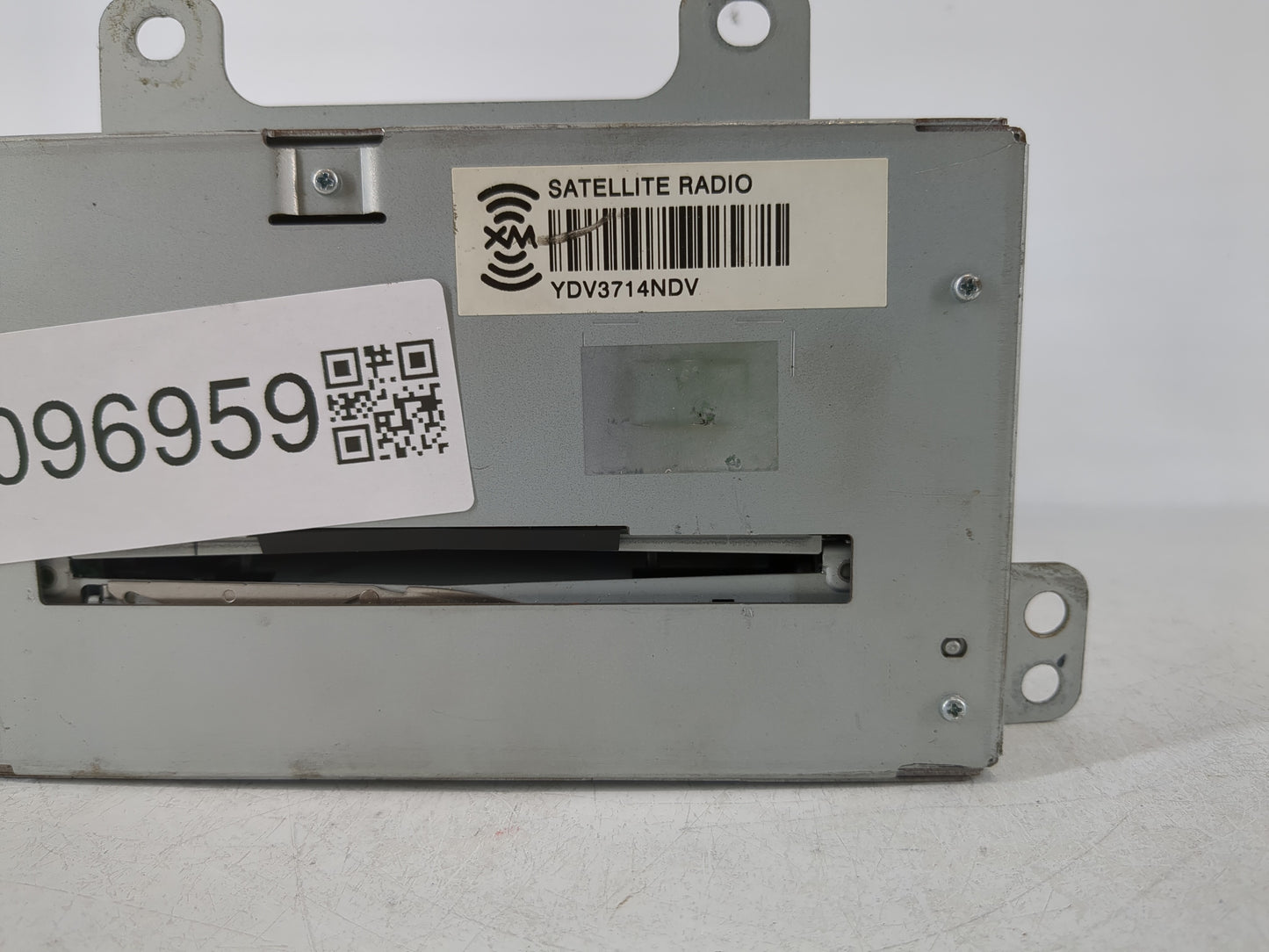 2012-2013 Cadillac Cts Radio AM FM Cd Player Receiver Replacement P/N:22810972 Fits Fits 2012 2013 OEM Used Auto Parts - Oem