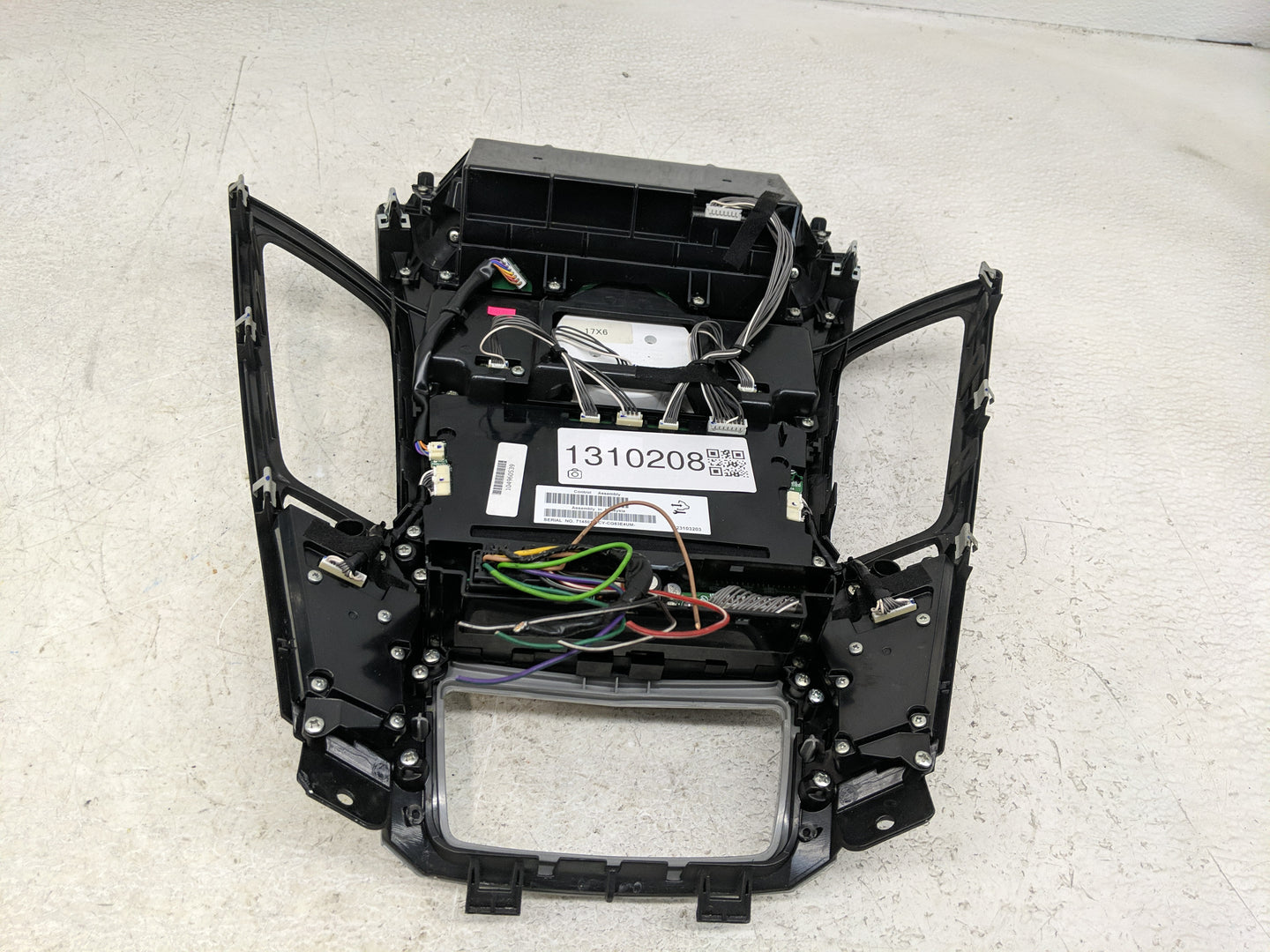 2013 Cadillac Cts Climate Control Module Temperature AC/Heater Replacement P/N:22748658 Fits OEM Used Auto Parts - Oemusedau