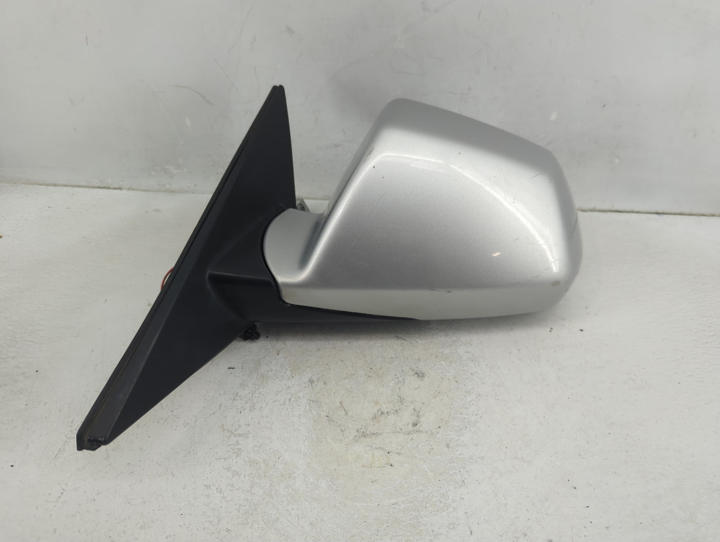 2008-2014 Cadillac Cts Driver Side View Mirror - Left Door Mirror OEM Used - Oemusedautoparts1.com